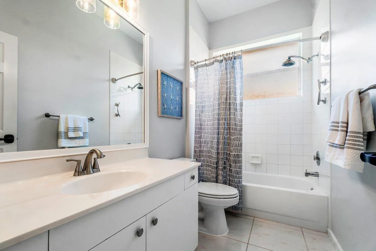 13514 NORTHUMBERLAND Circle