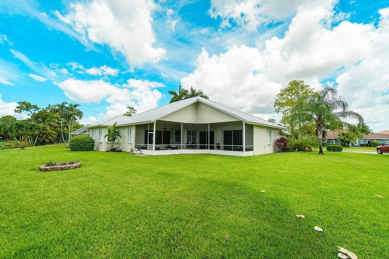 13514 NORTHUMBERLAND Circle