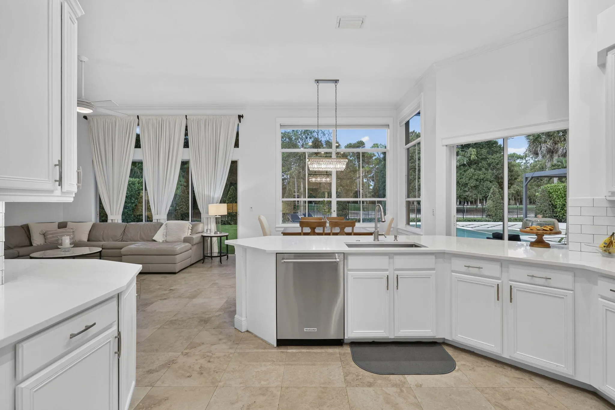 851 FOREST GLEN Lane