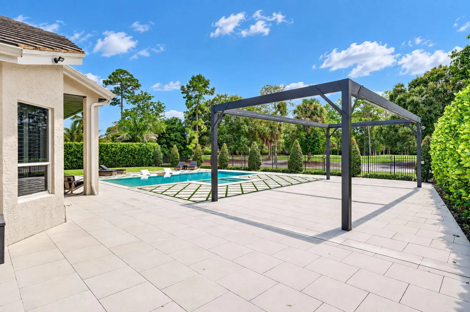 851 FOREST GLEN Lane