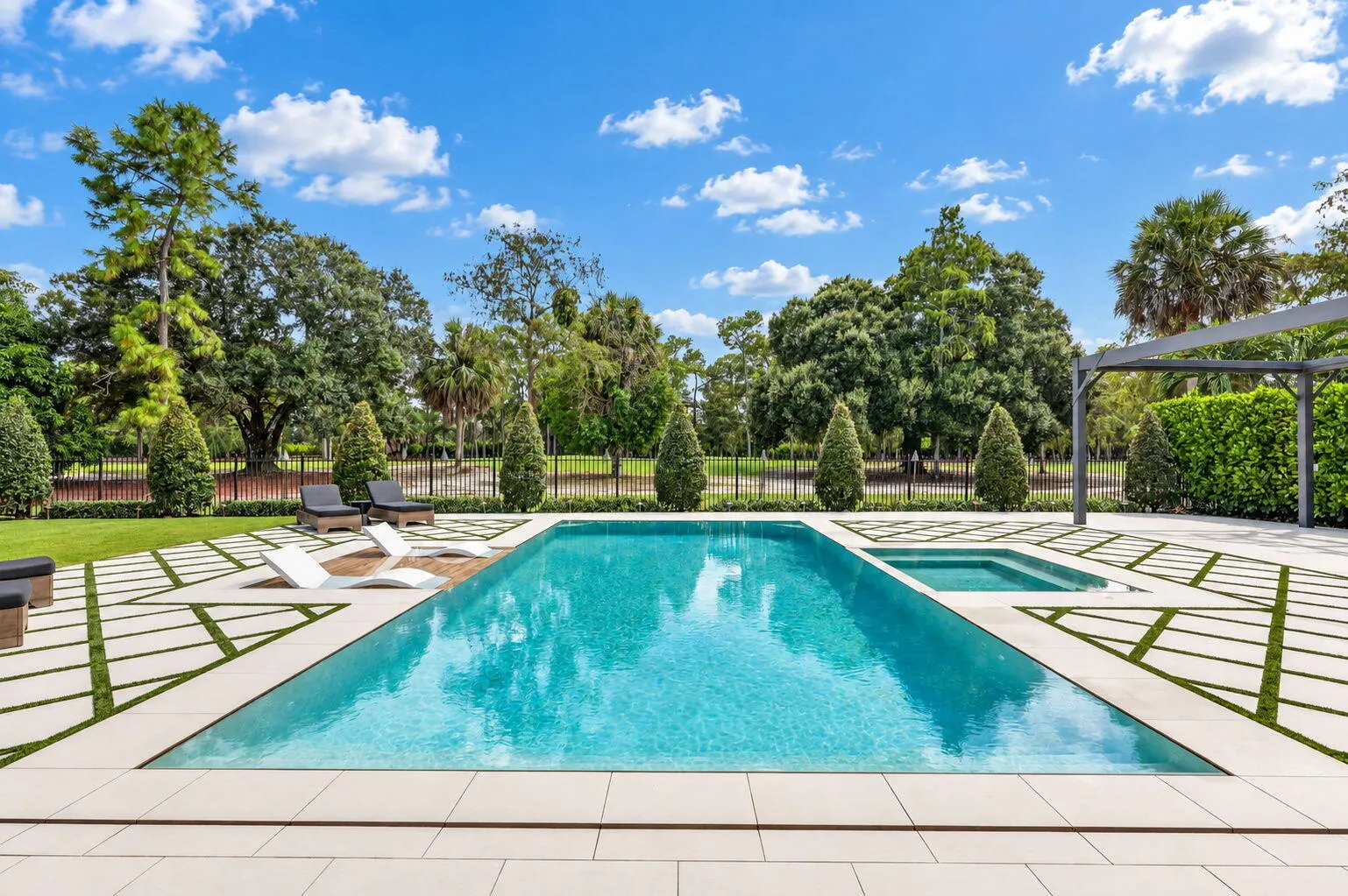 851 FOREST GLEN Lane