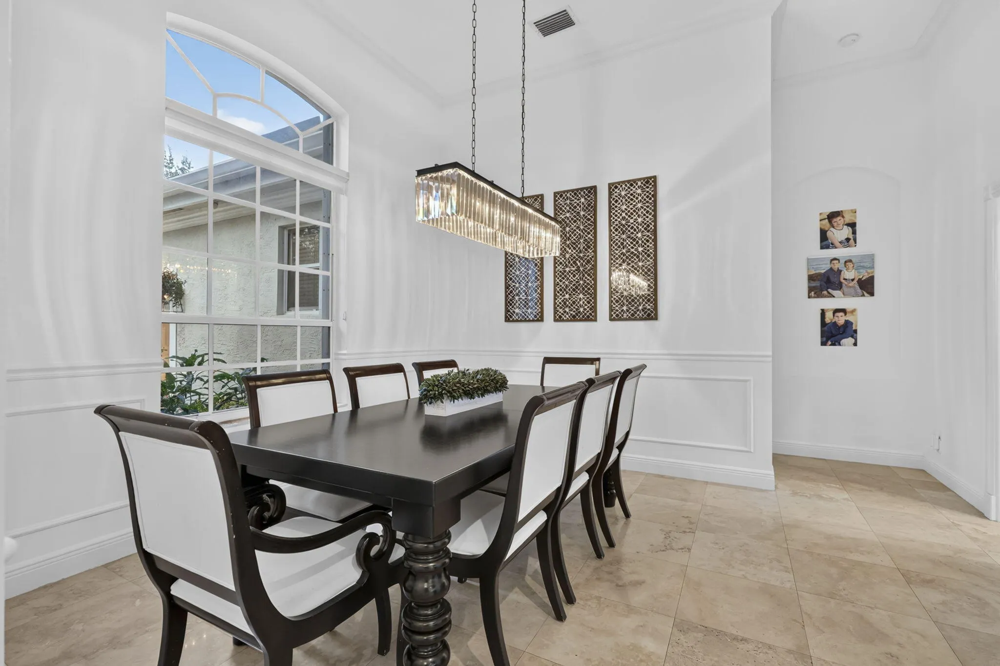851 FOREST GLEN Lane