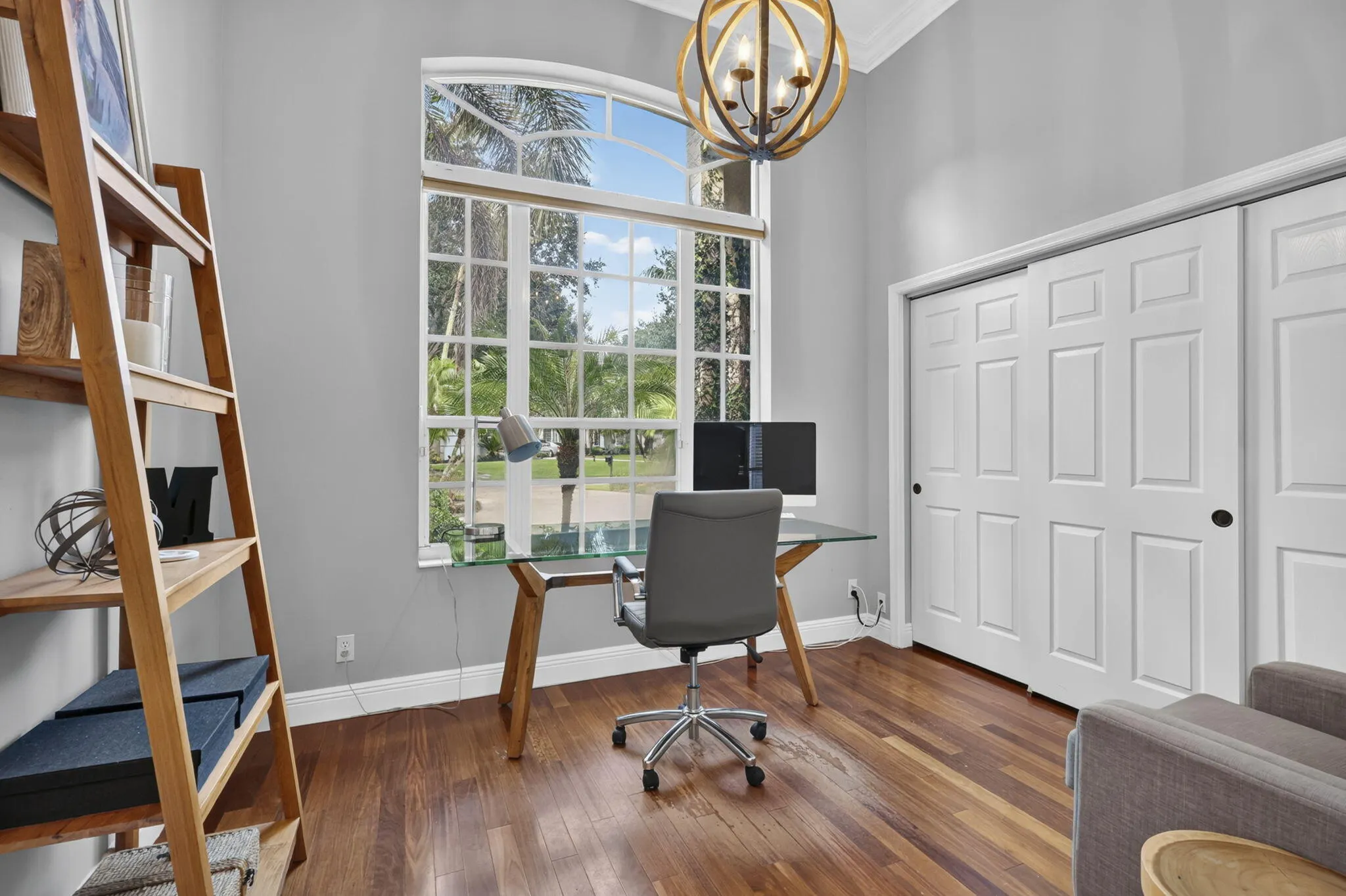 851 FOREST GLEN Lane