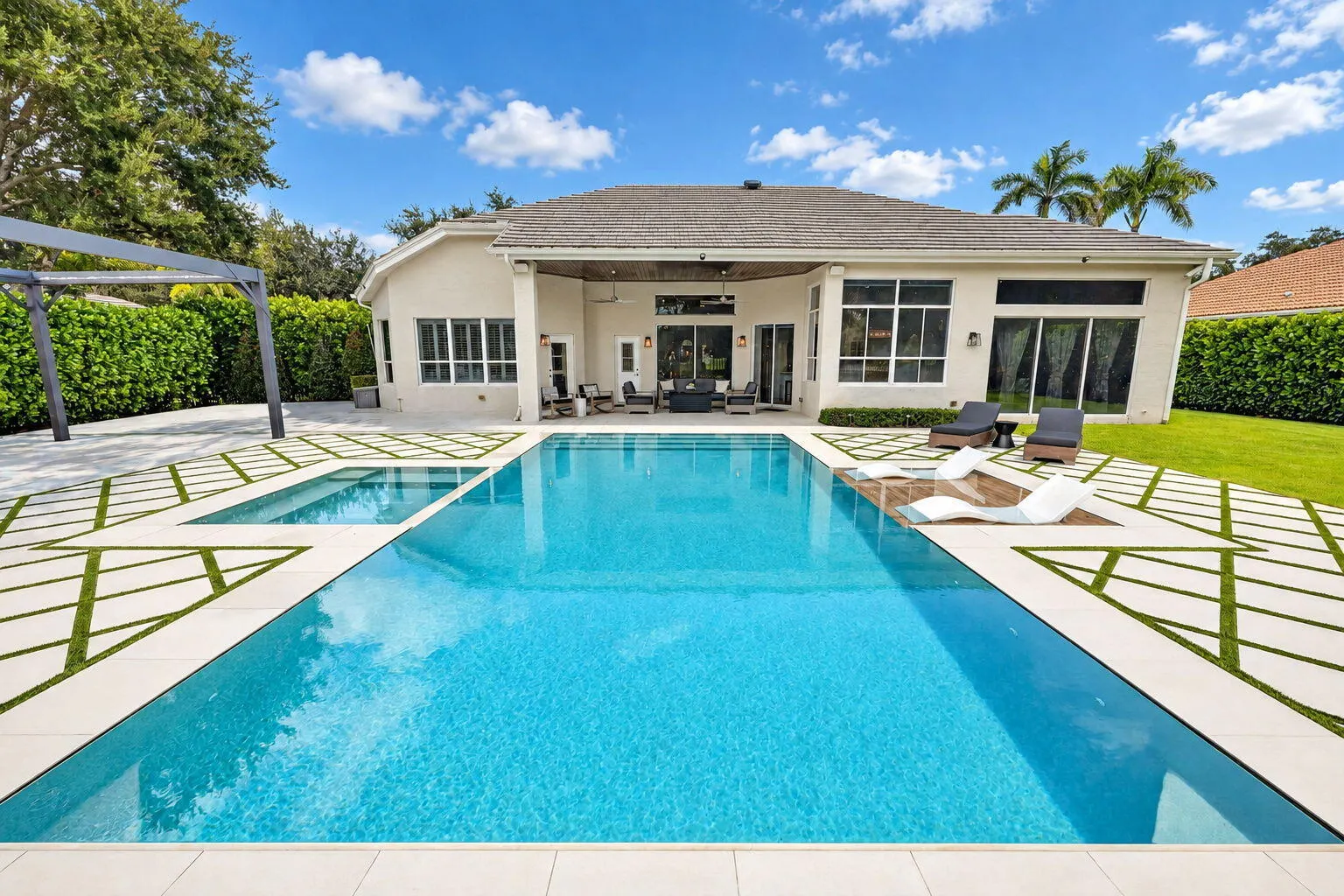 851 FOREST GLEN Lane