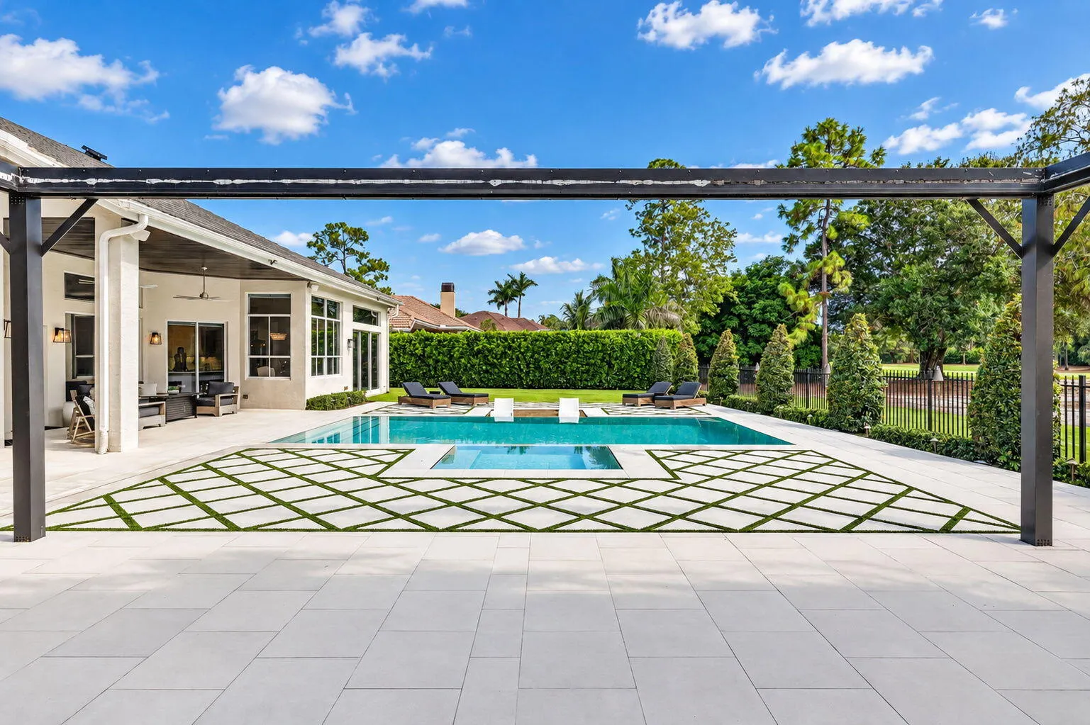 851 FOREST GLEN Lane