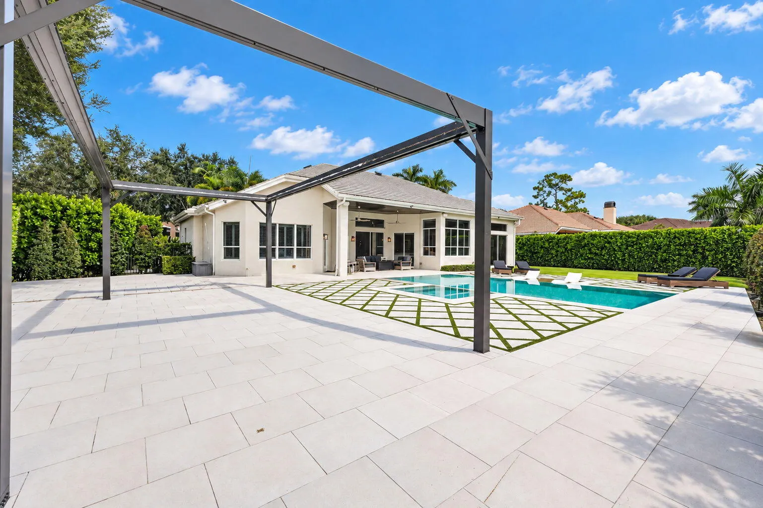 851 FOREST GLEN Lane
