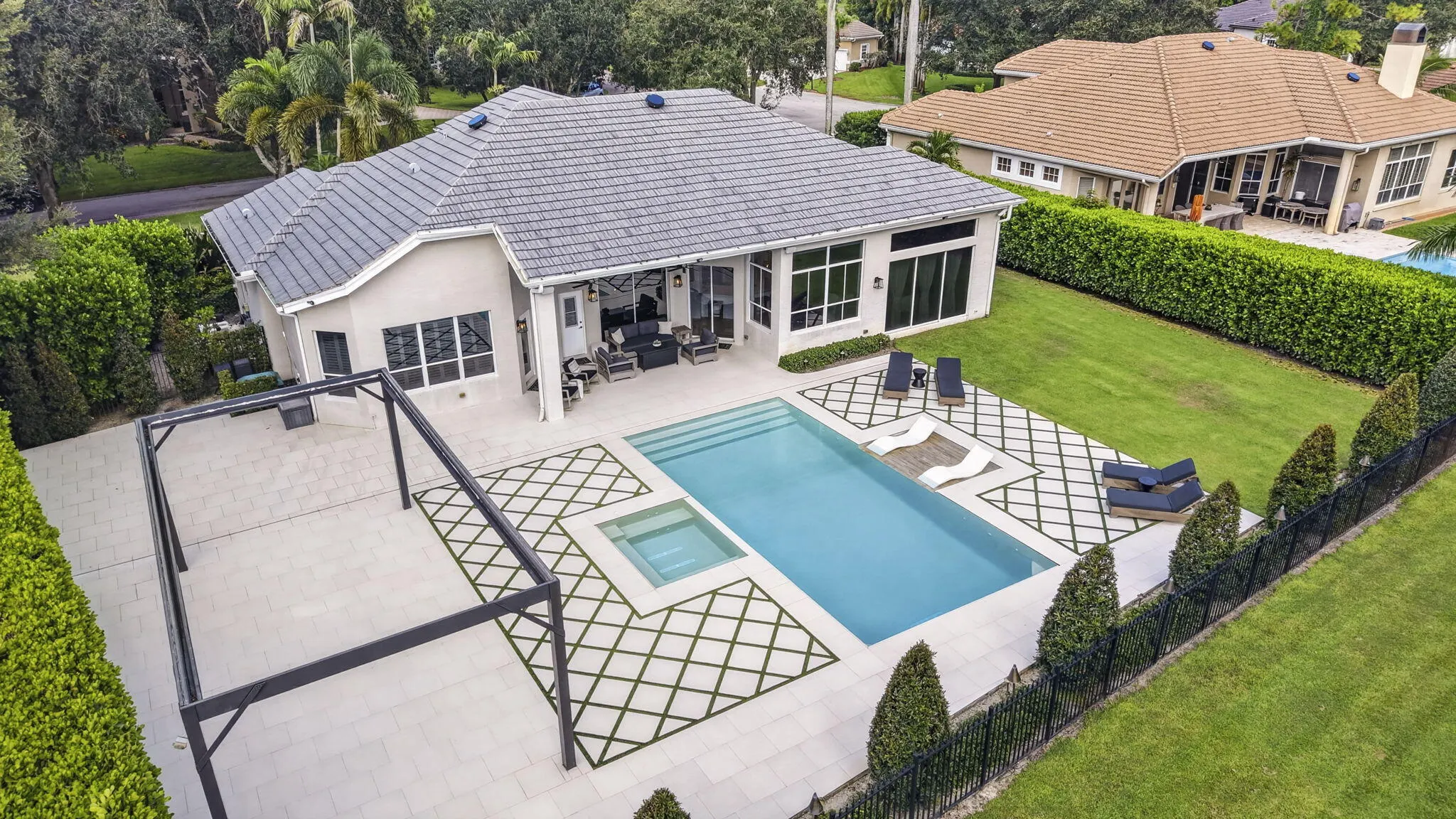 851 FOREST GLEN Lane