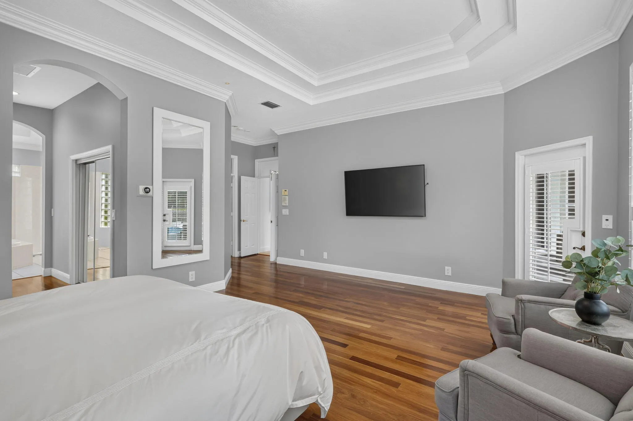 851 FOREST GLEN Lane
