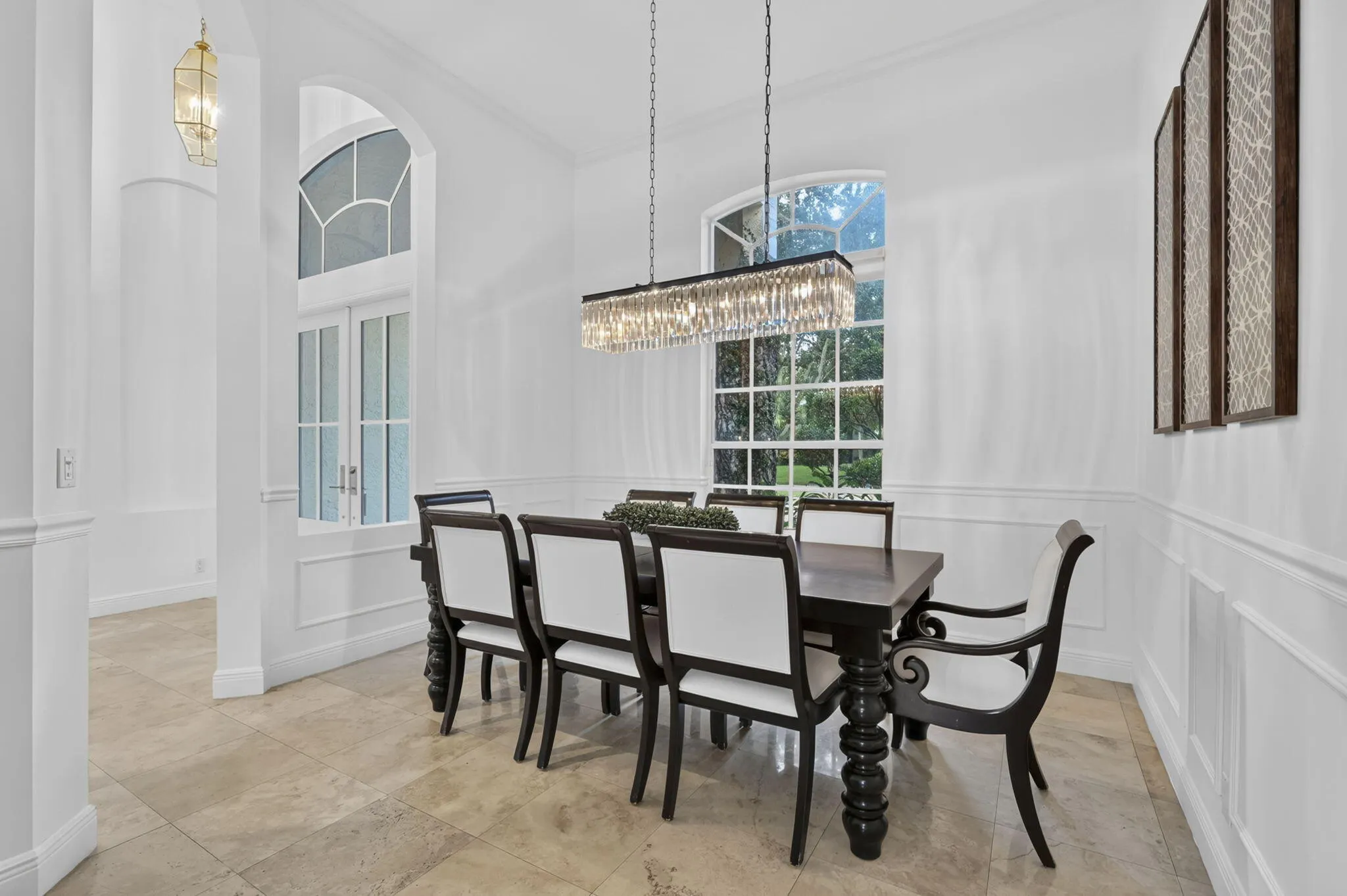 851 FOREST GLEN Lane