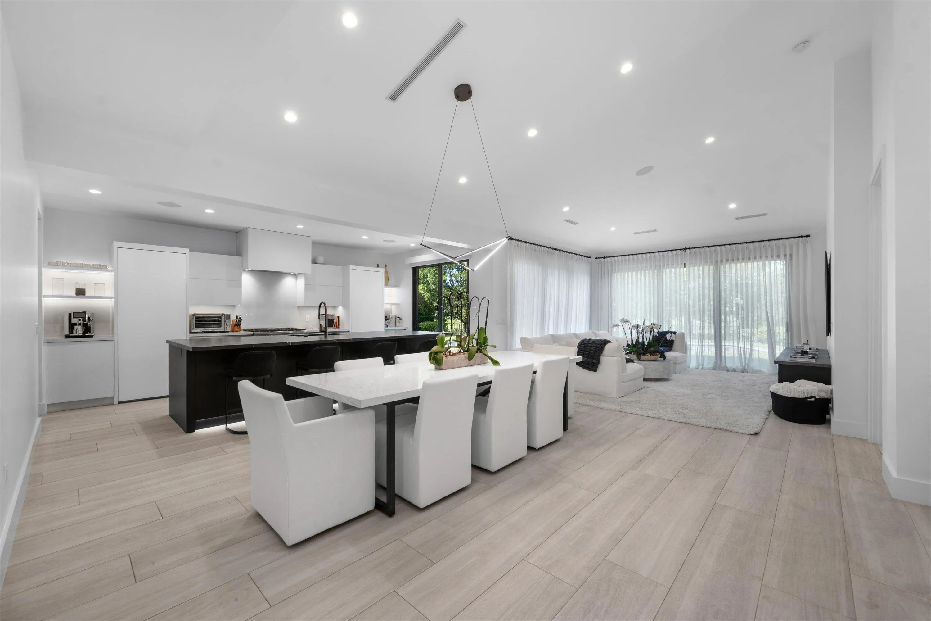 2503 Muir Circle
