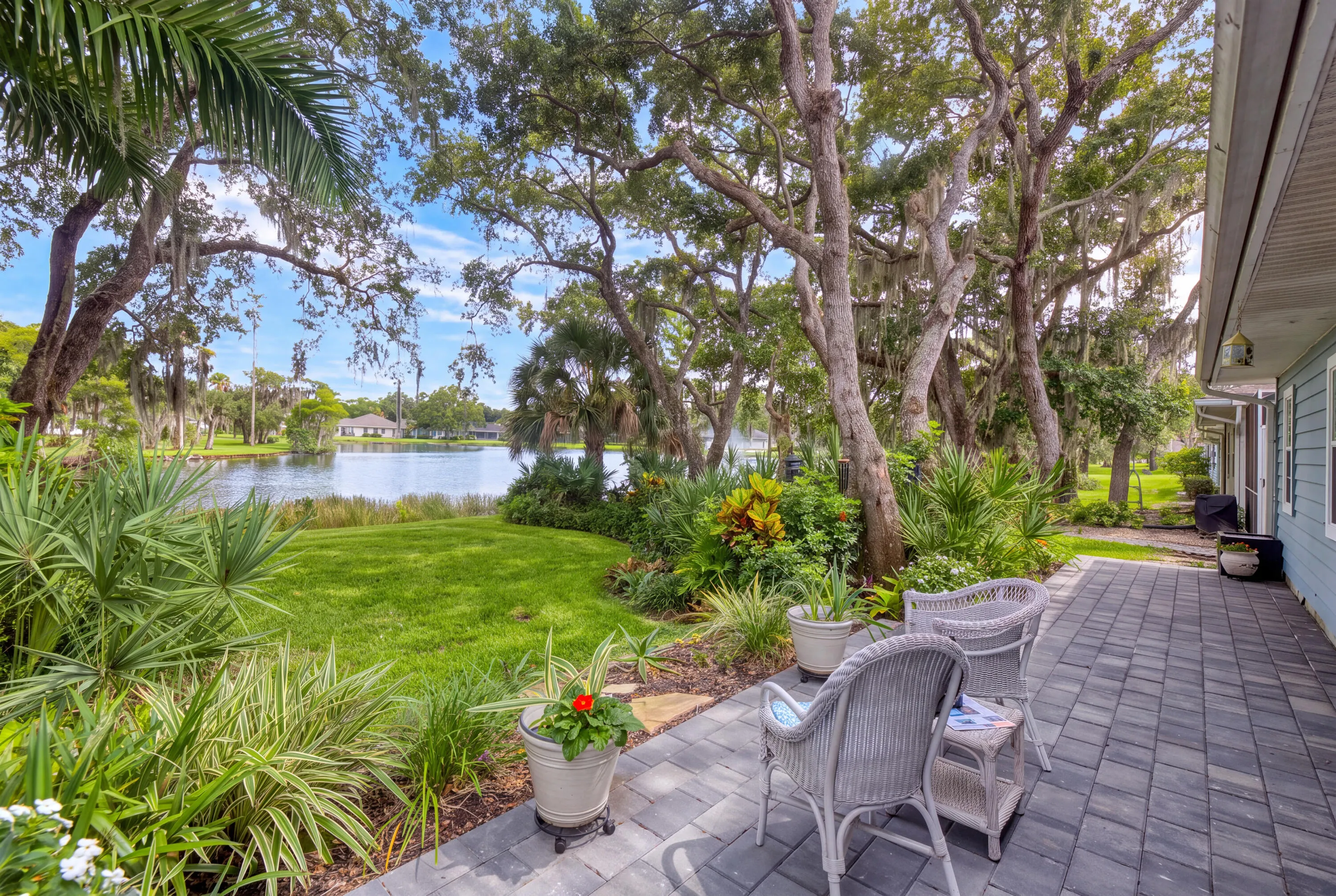 401 Tamarind Place