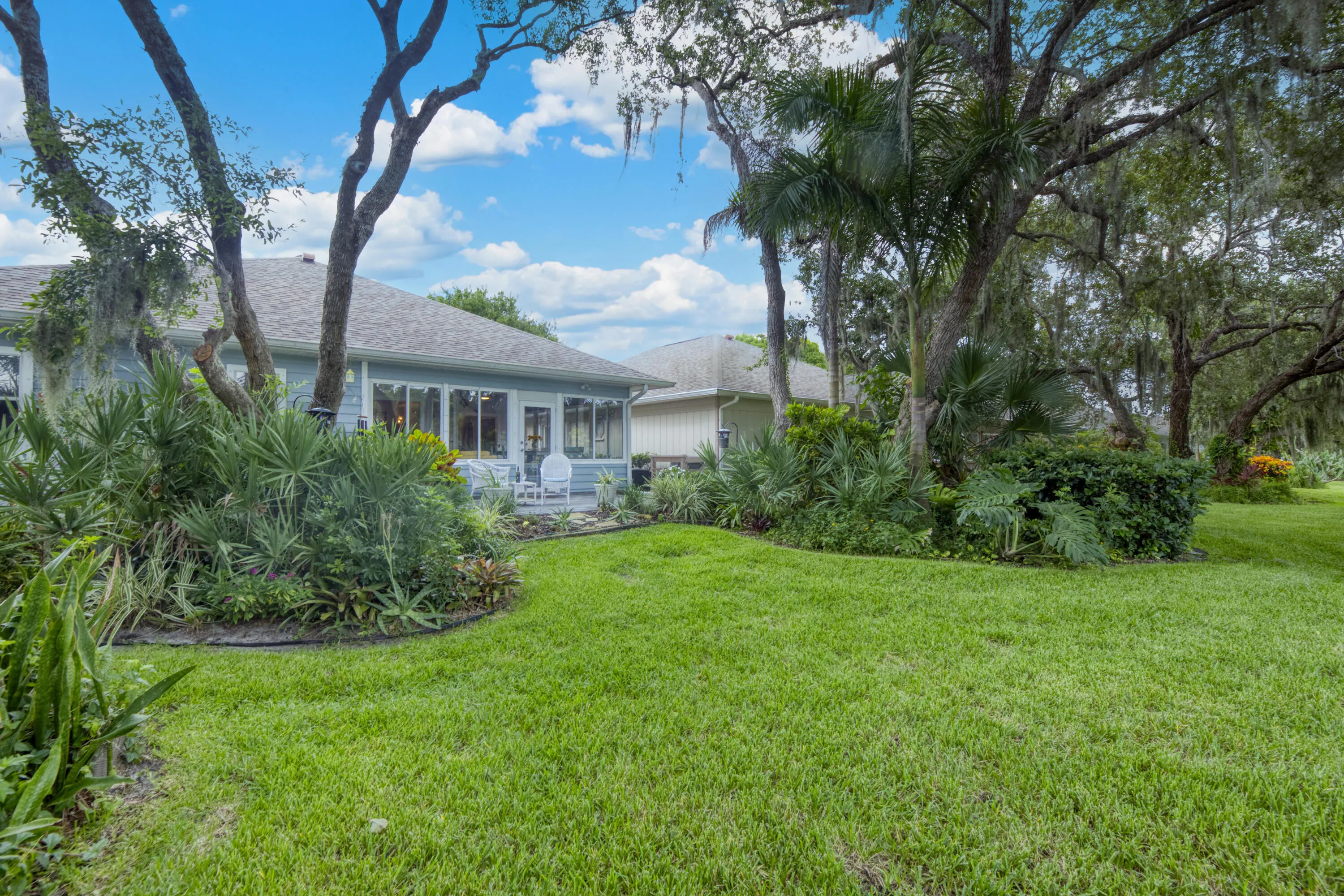 401 Tamarind Place
