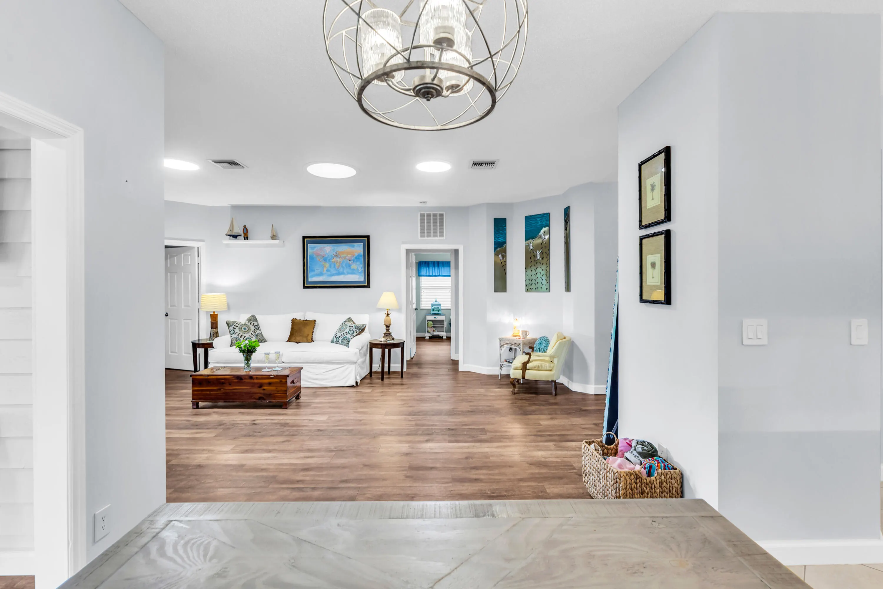 401 Tamarind Place