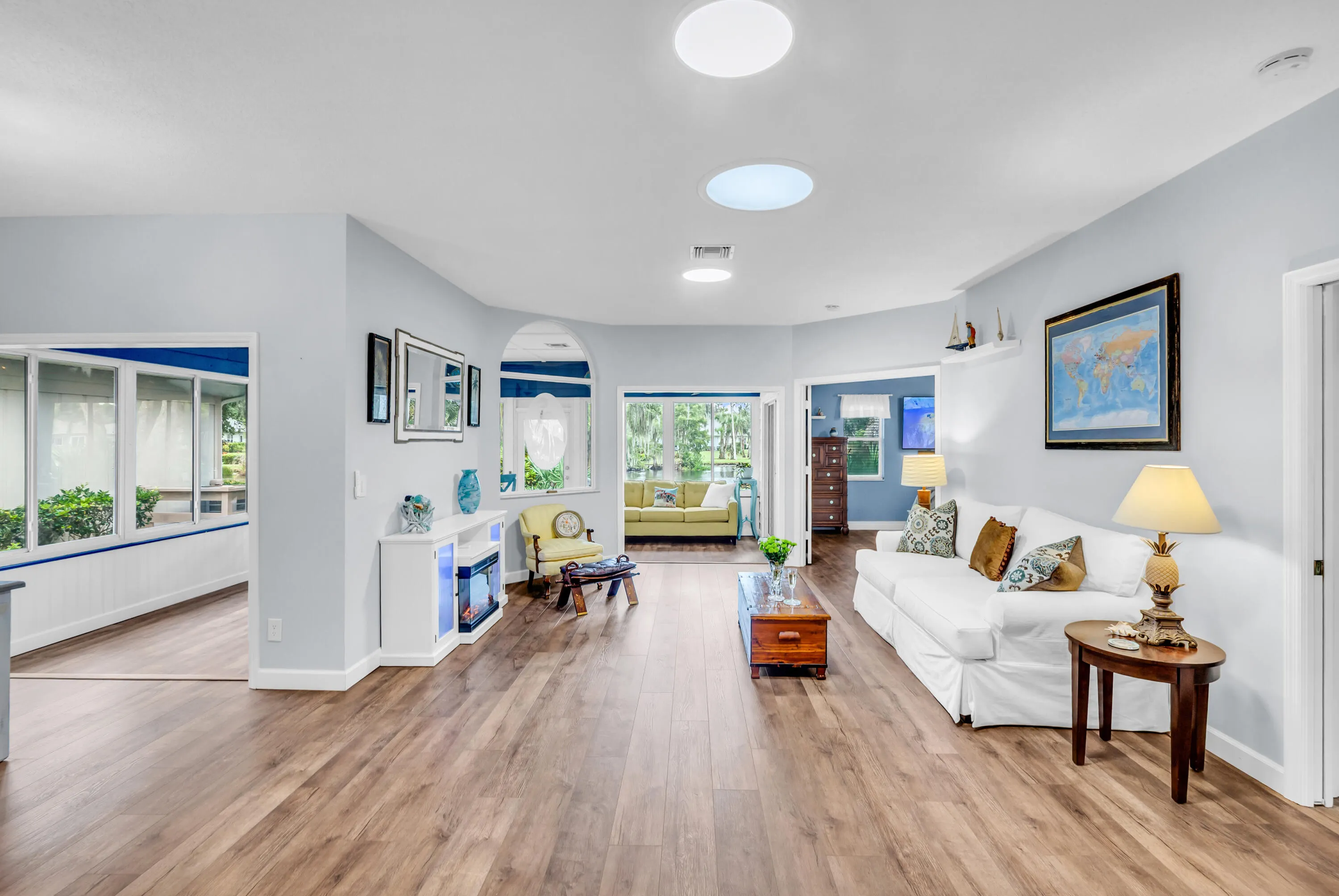 401 Tamarind Place