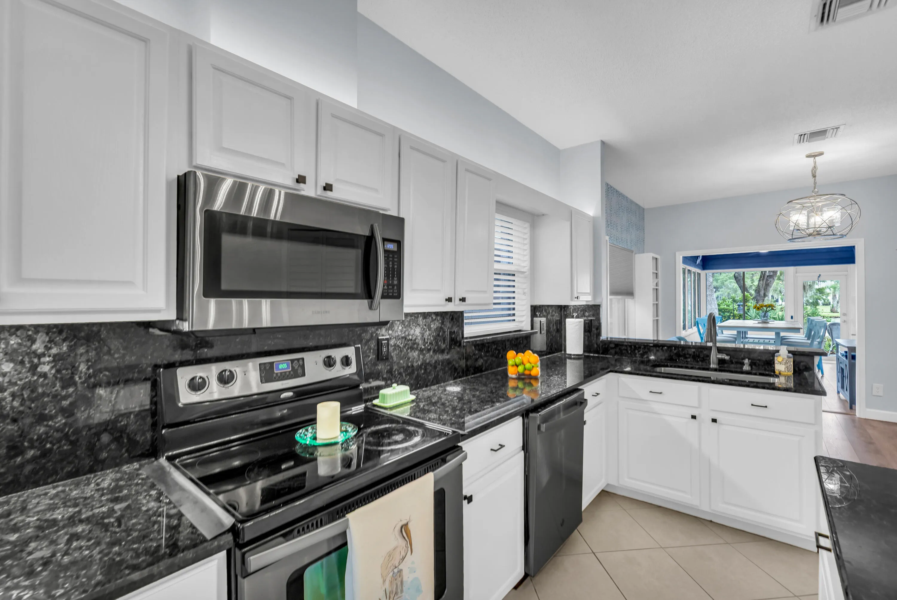 401 Tamarind Place