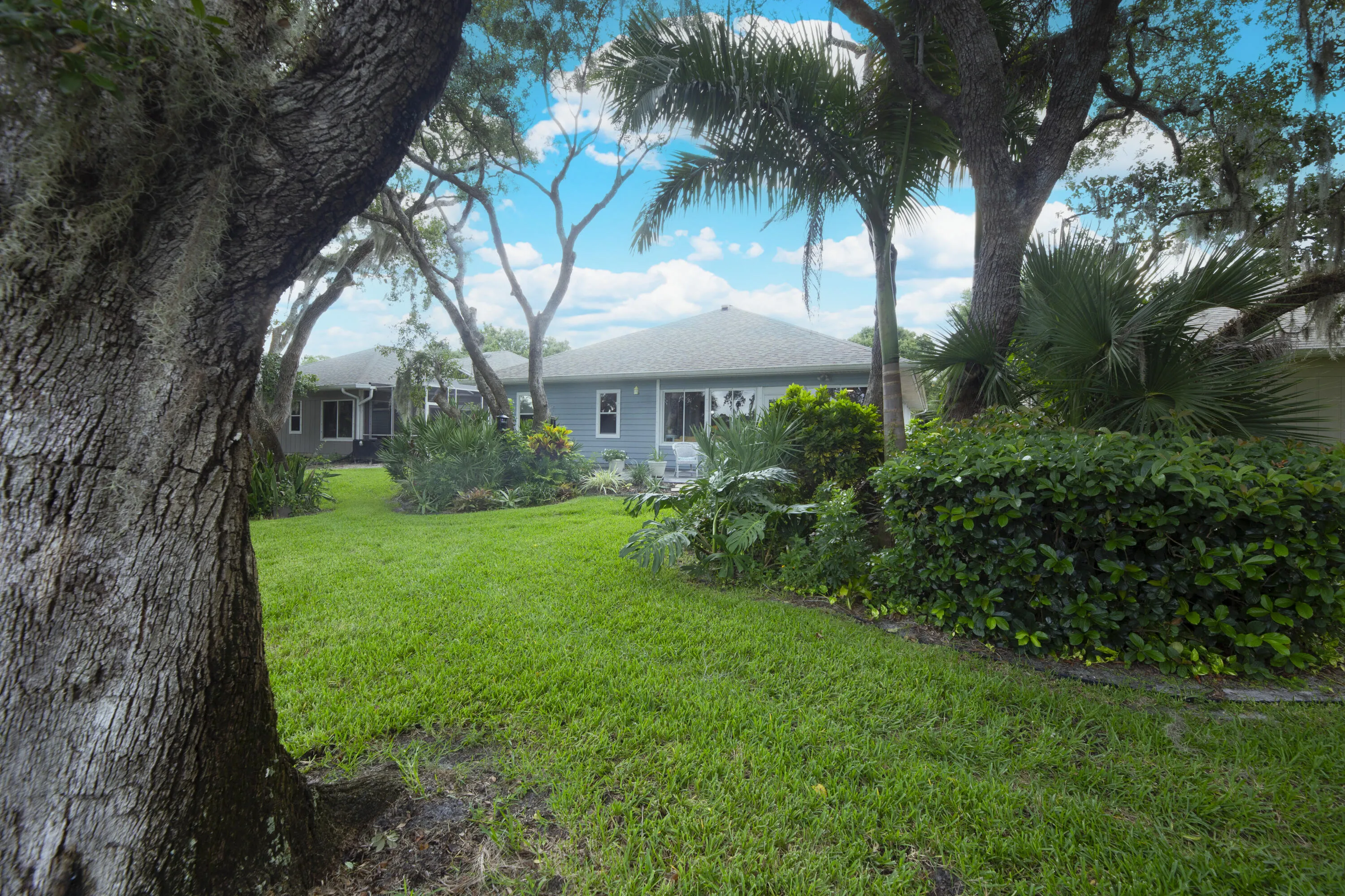 401 Tamarind Place