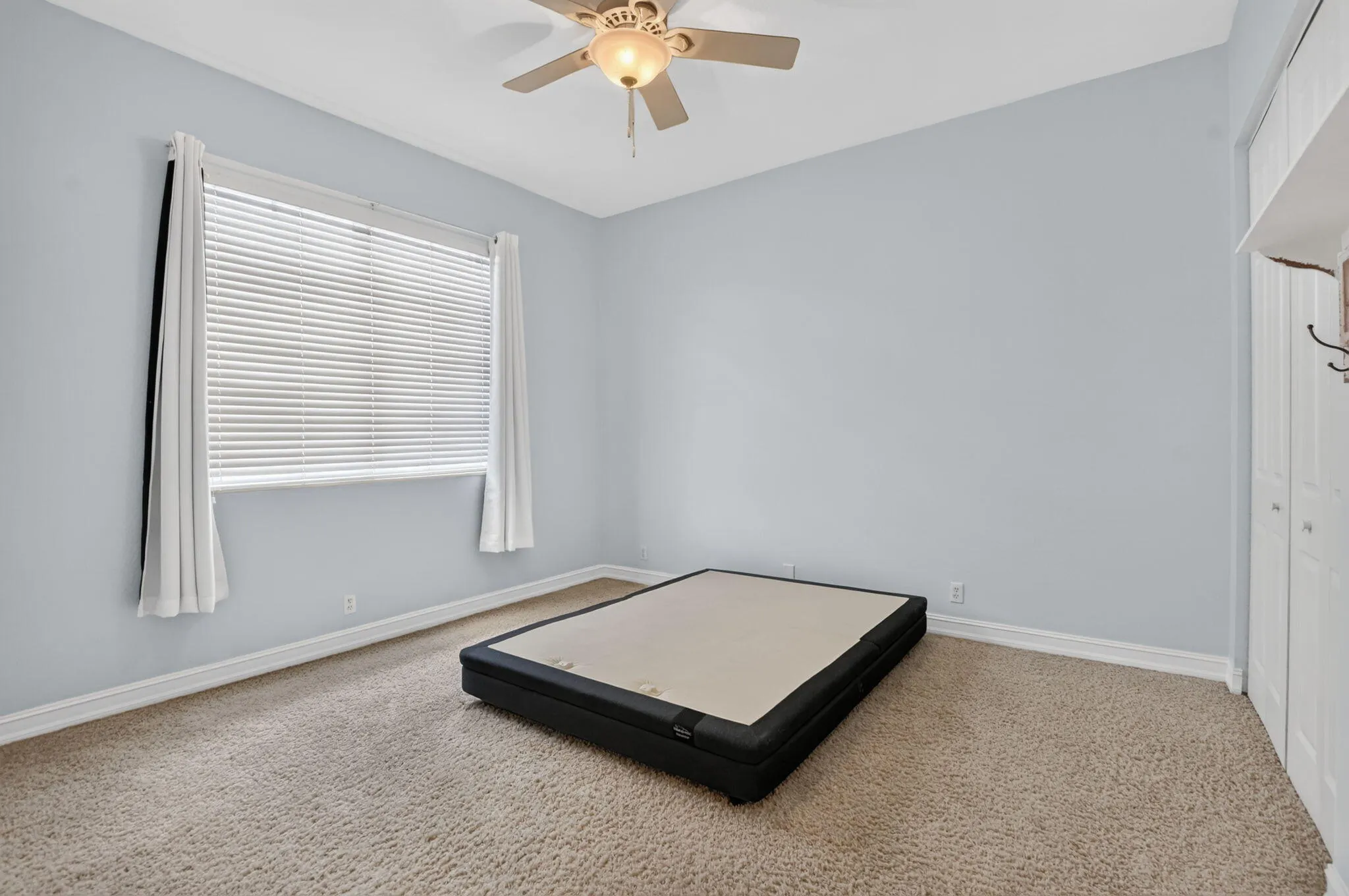 10998 NW 78th Place