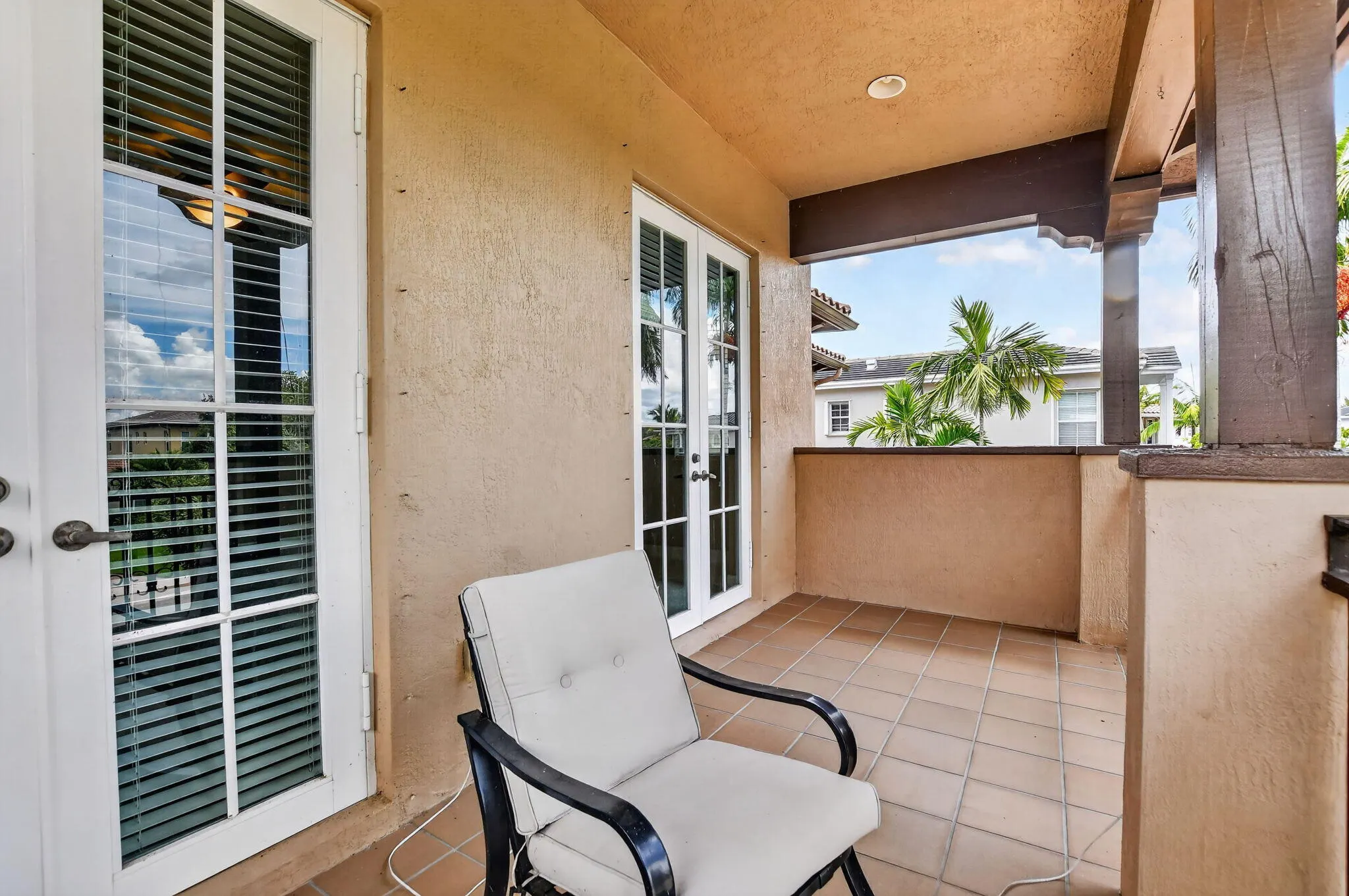 10998 NW 78th Place