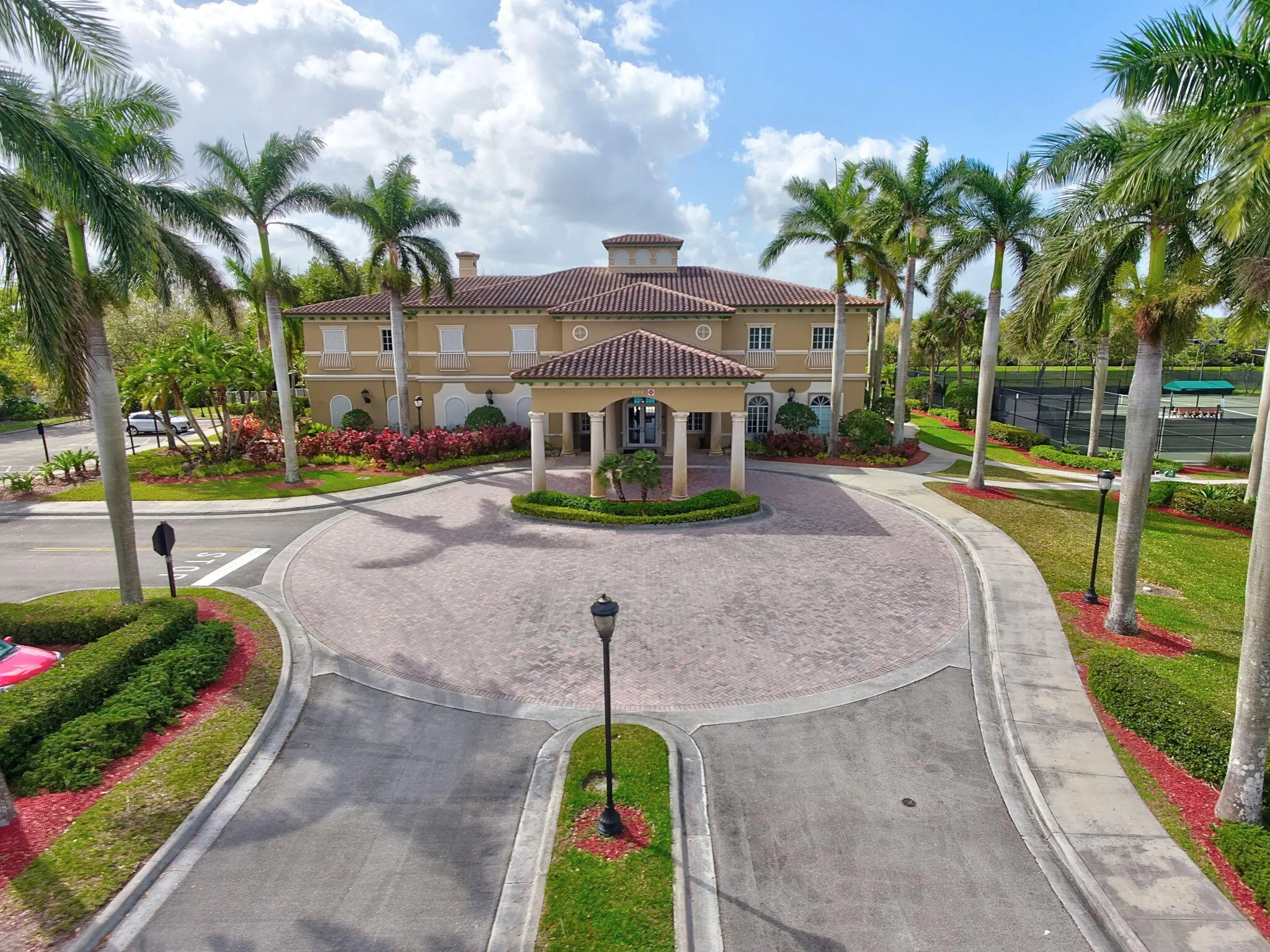 10998 NW 78th Place