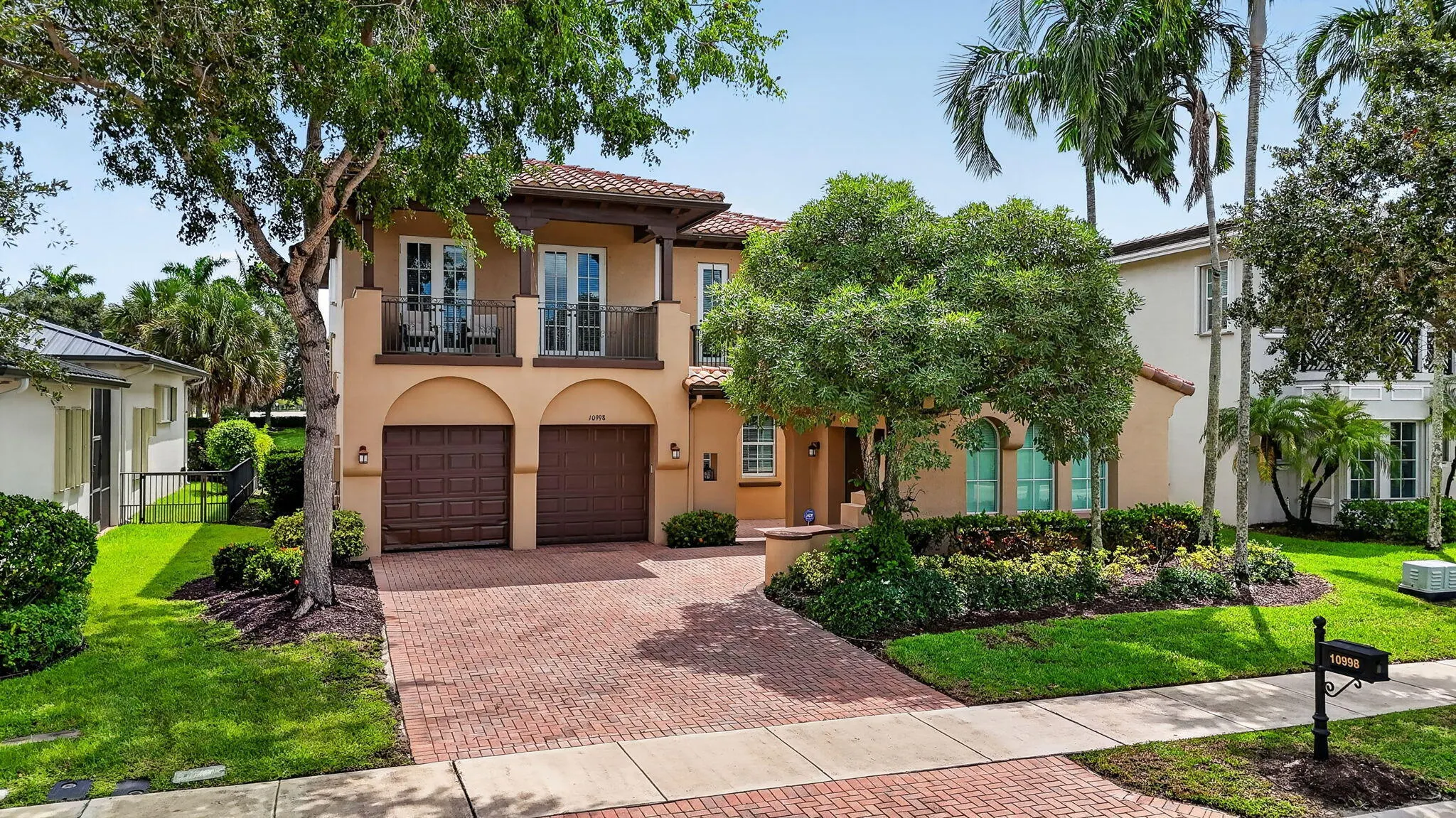 10998 NW 78th Place