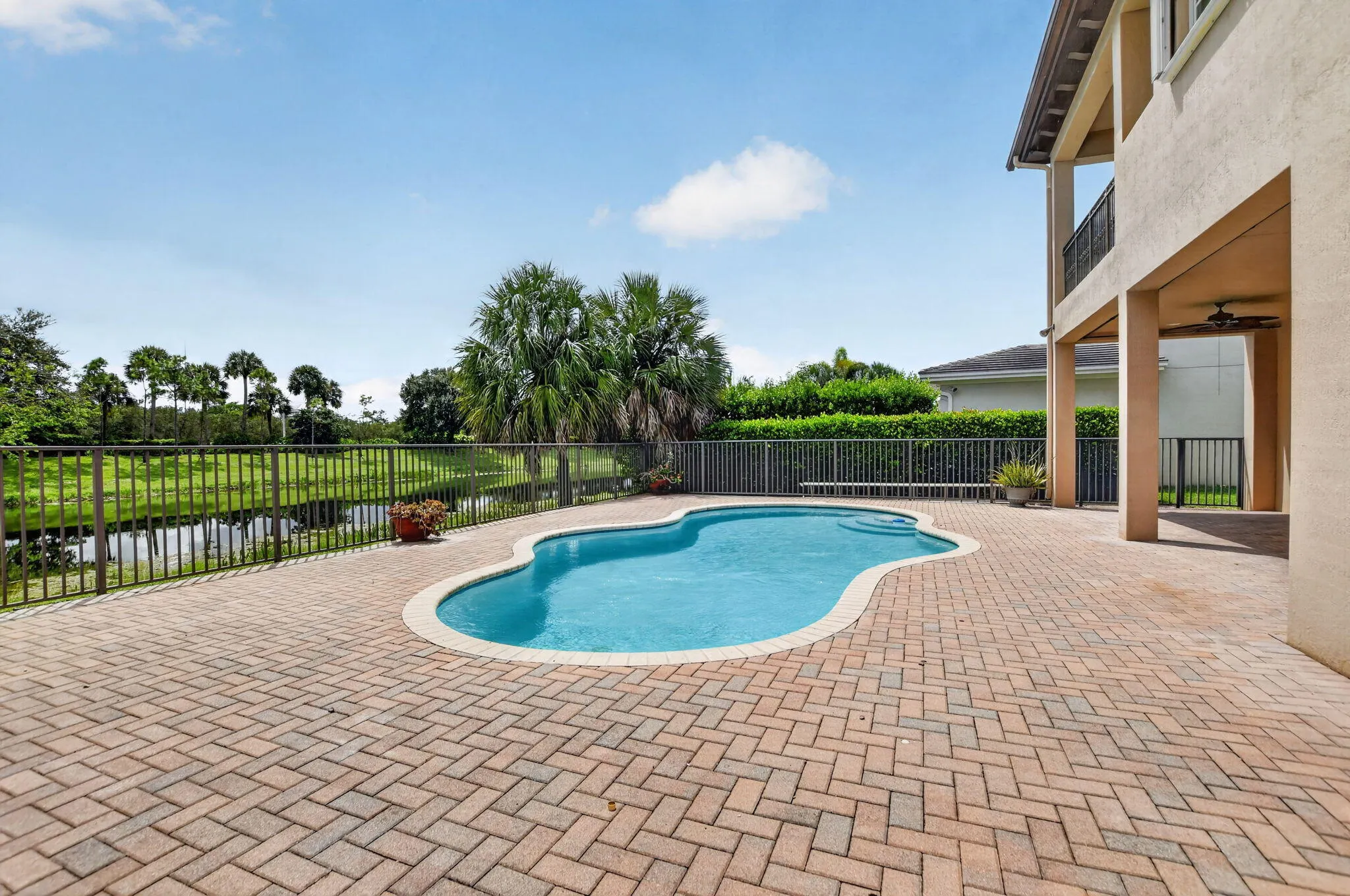 10998 NW 78th Place