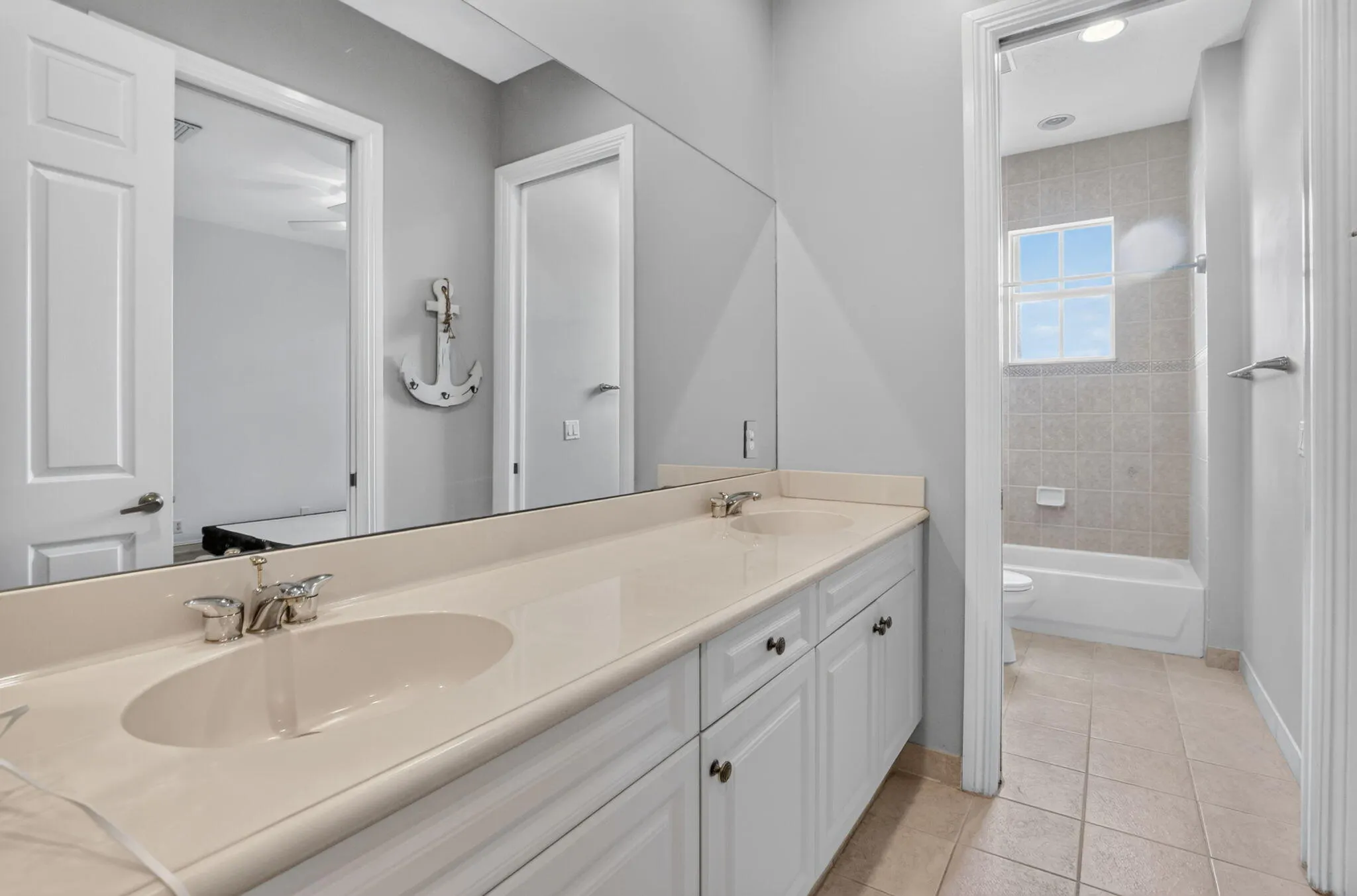 10998 NW 78th Place