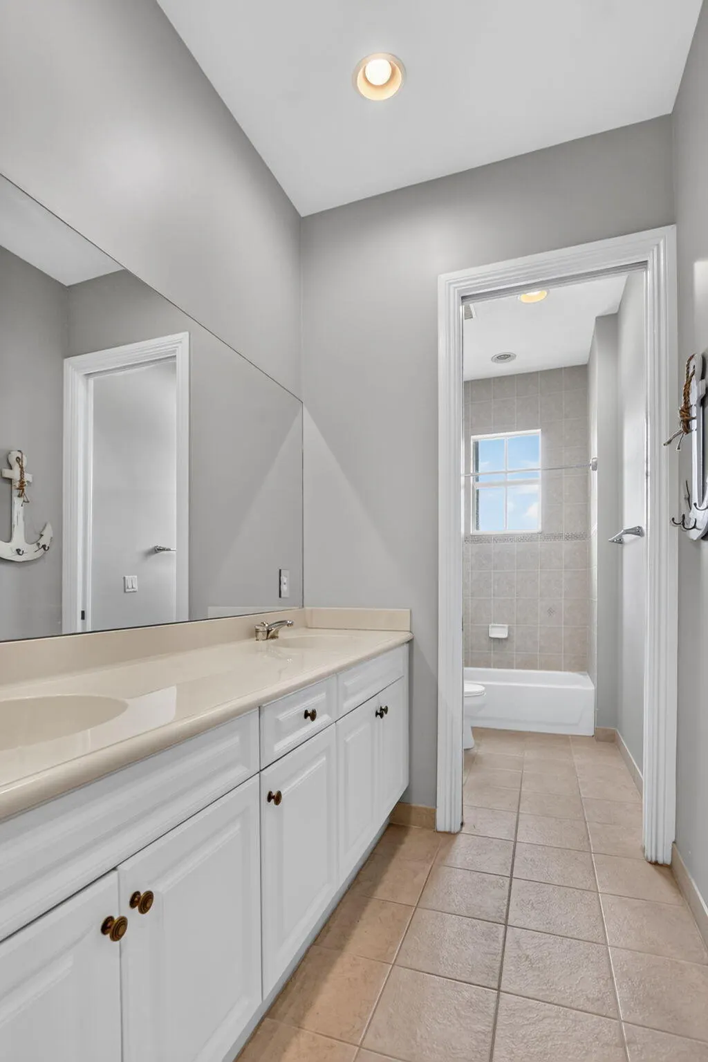 10998 NW 78th Place