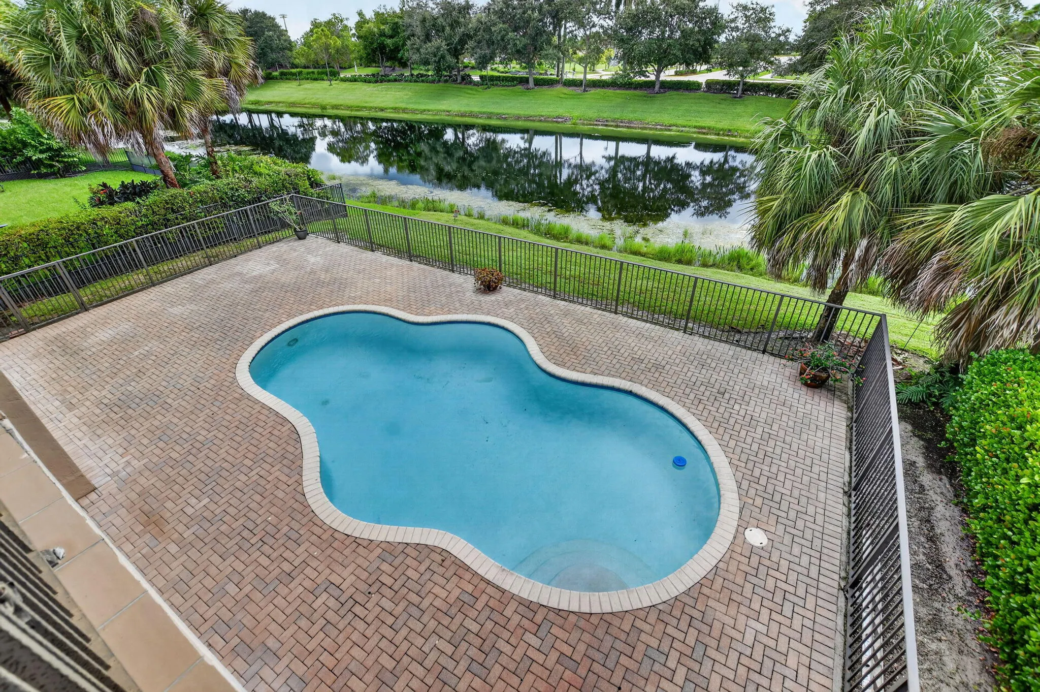 10998 NW 78th Place