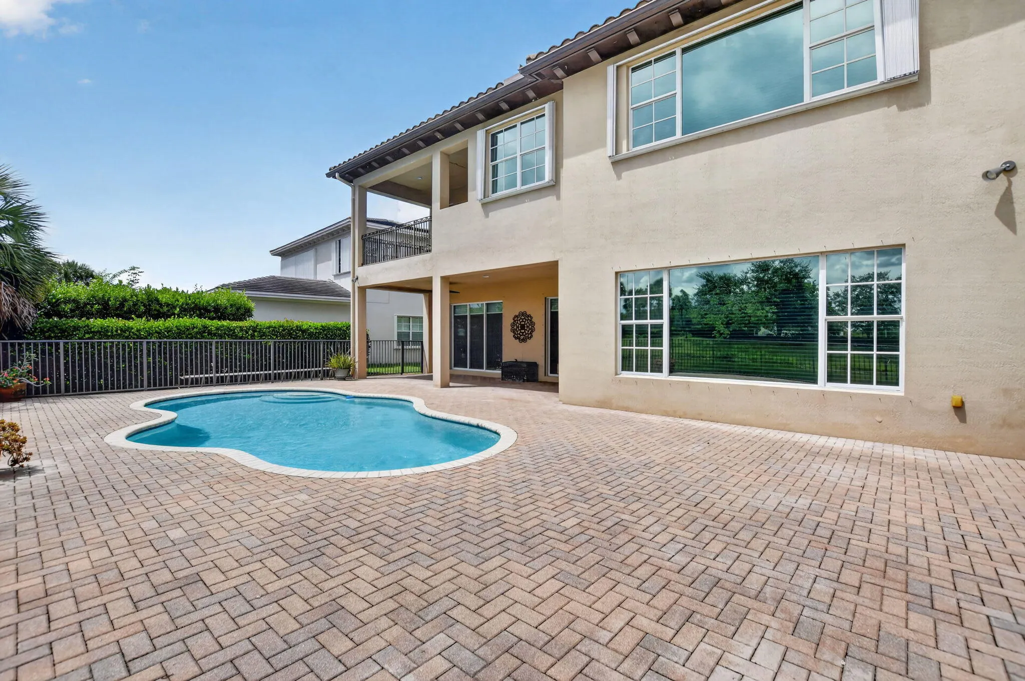 10998 NW 78th Place
