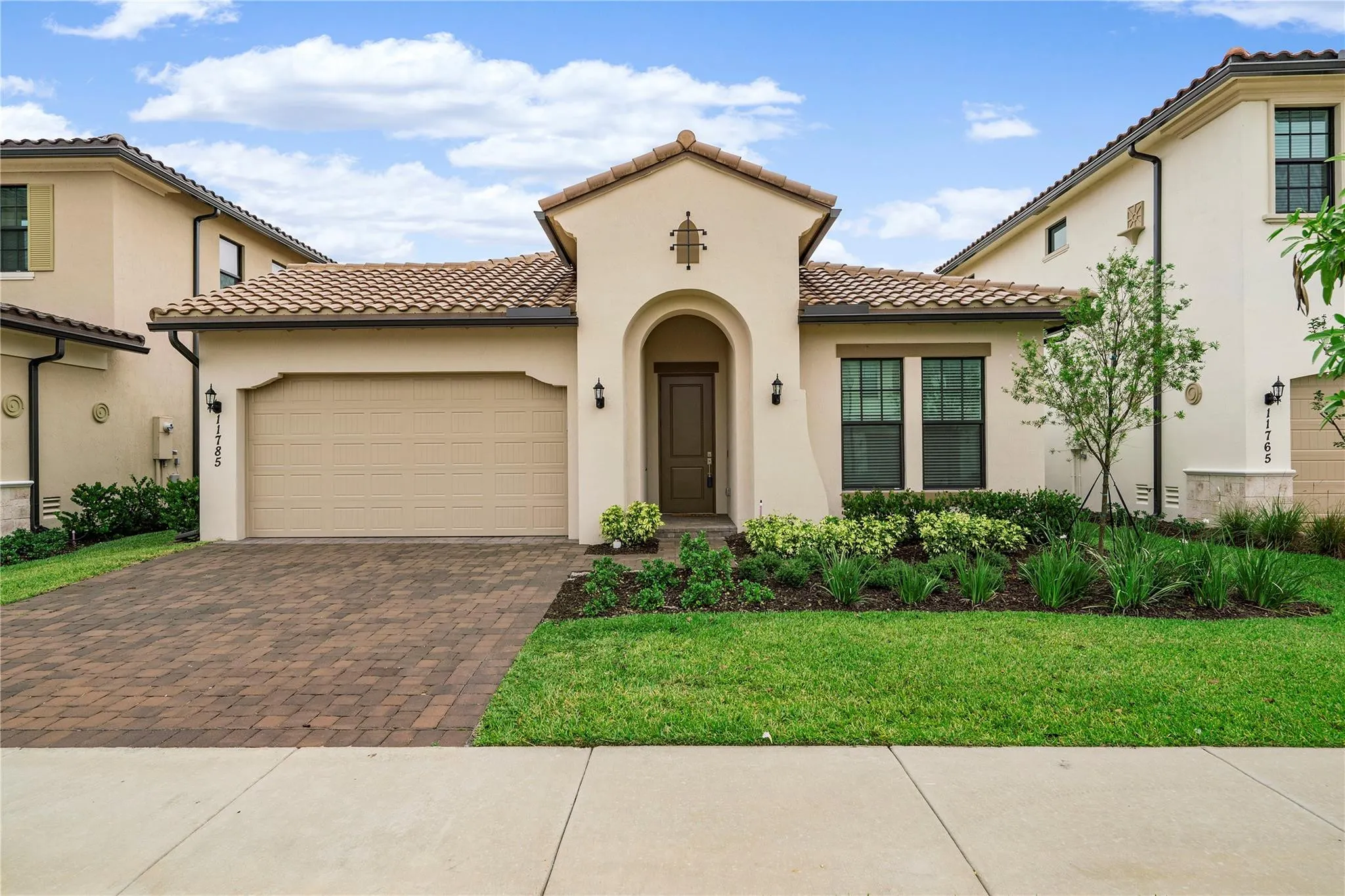 11785 Waterway Circle