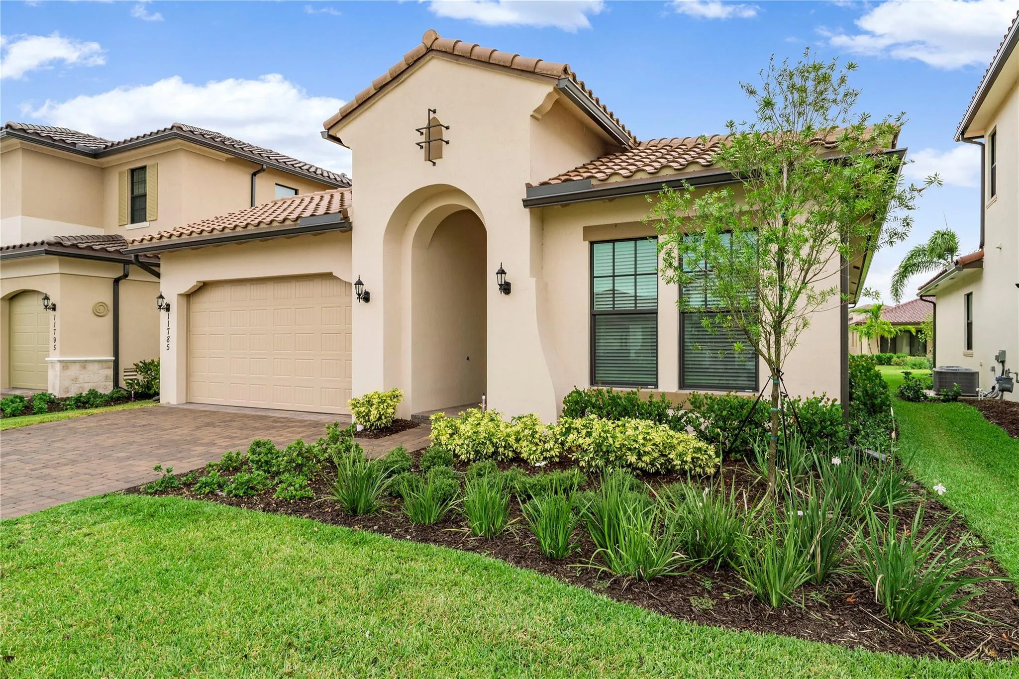 11785 Waterway Circle