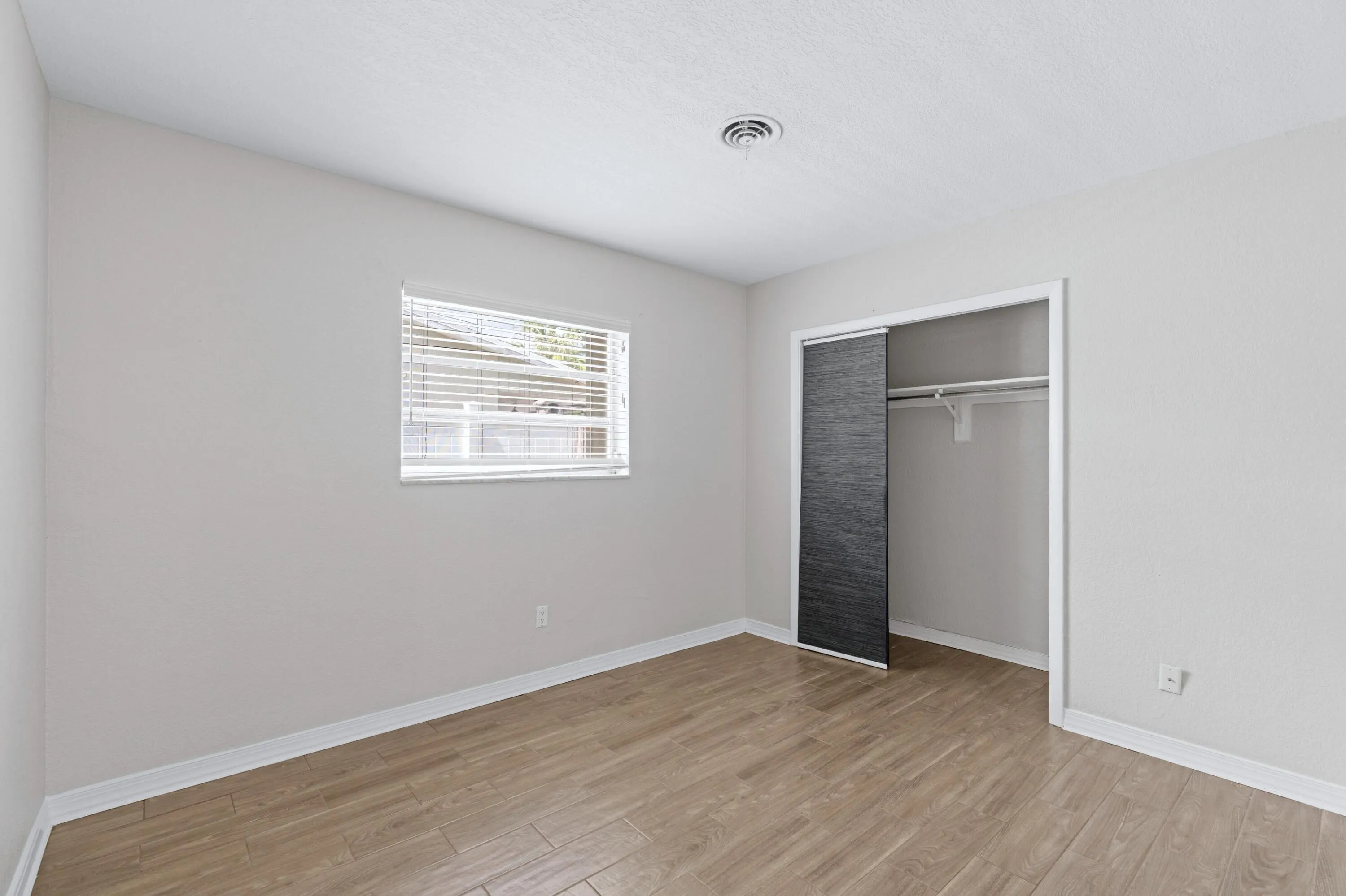 4471 NW 6th Court