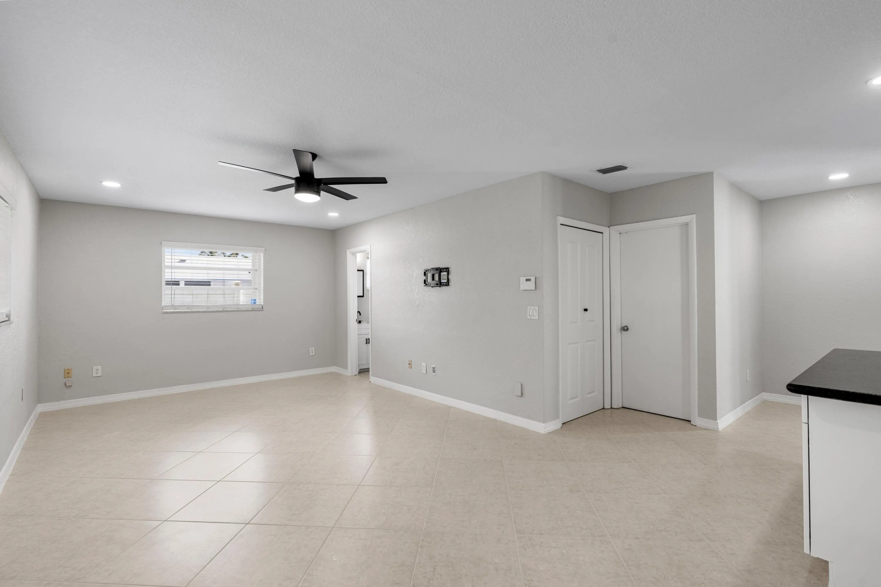 4471 NW 6th Court