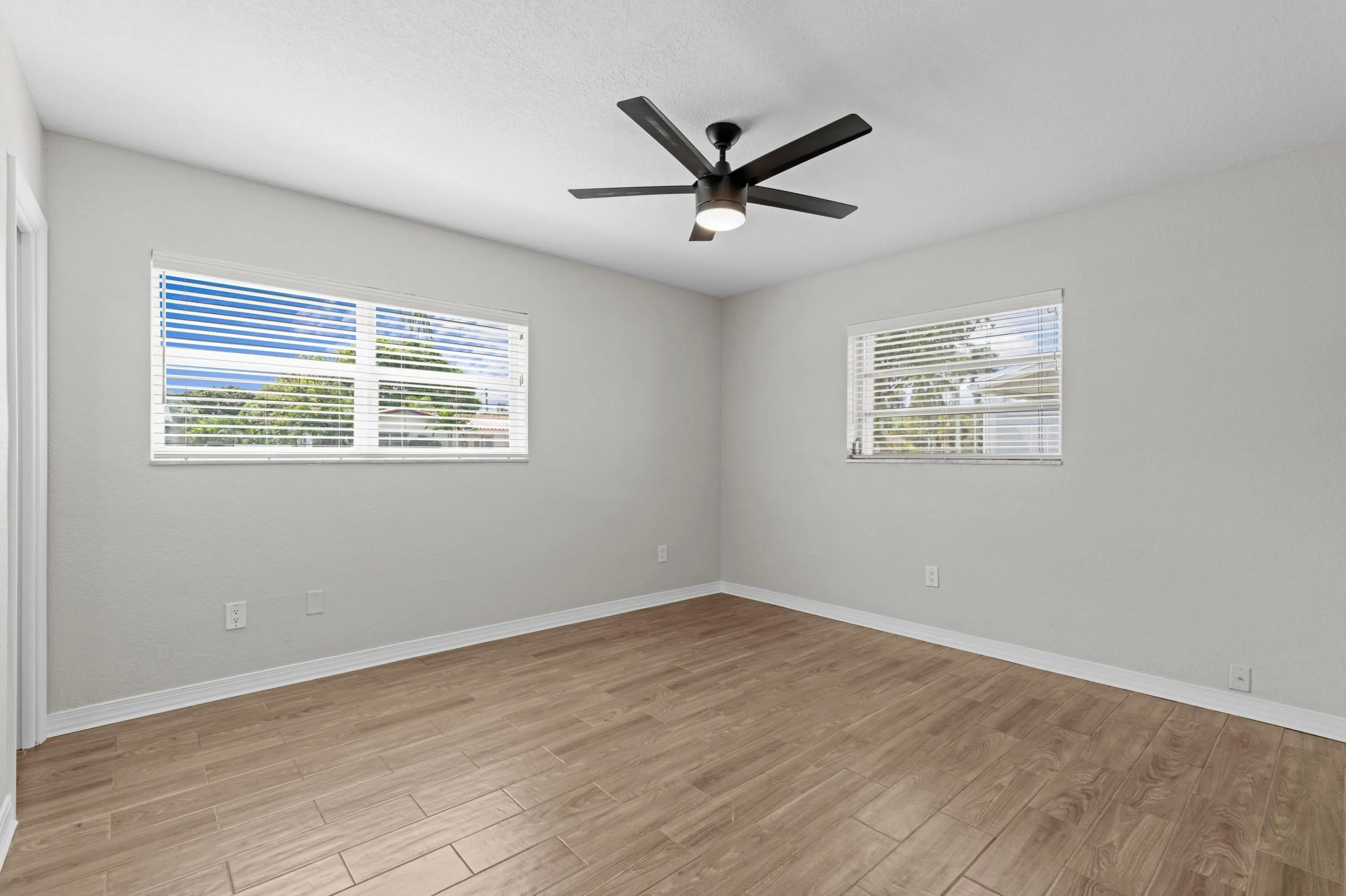 4471 NW 6th Court