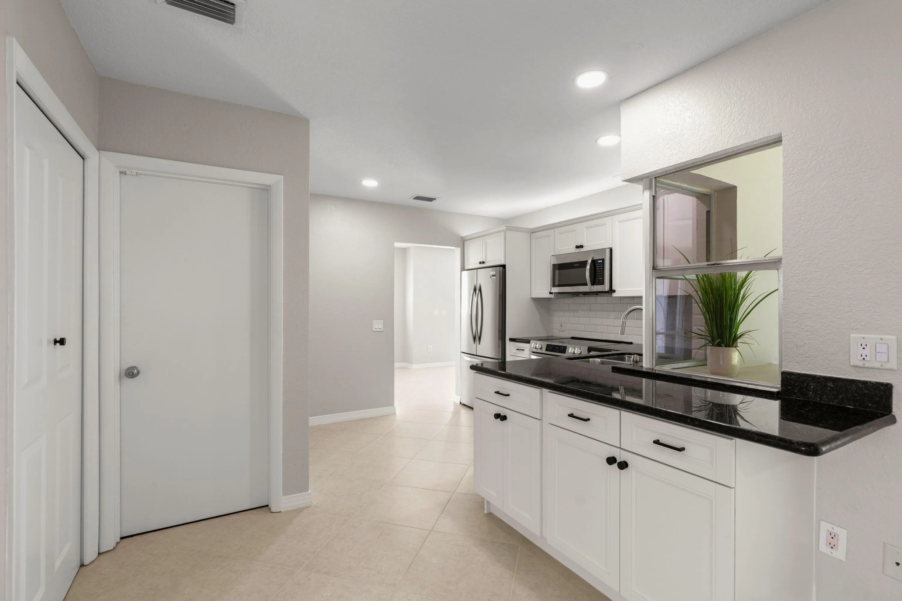 4471 NW 6th Court