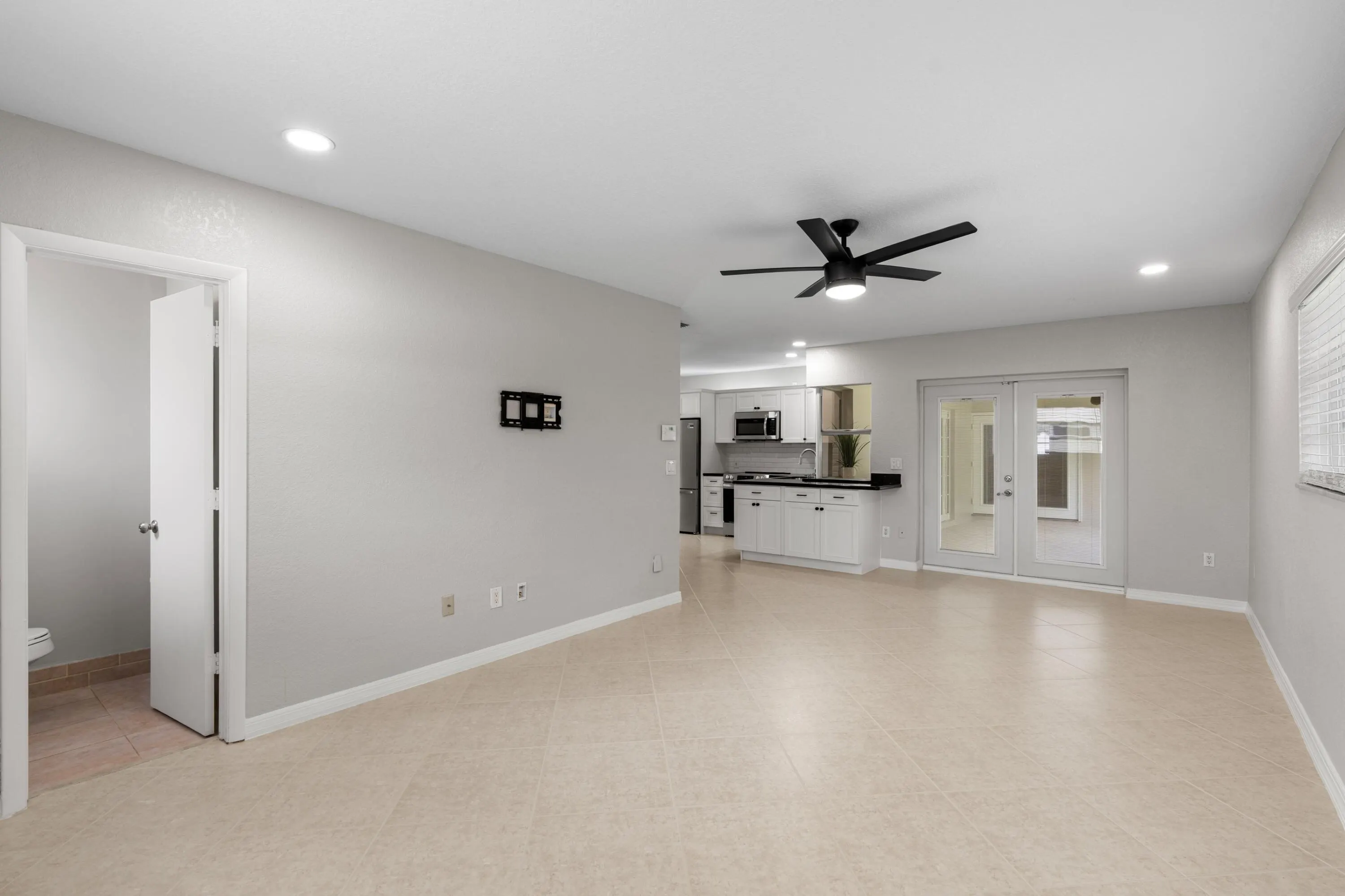 4471 NW 6th Court
