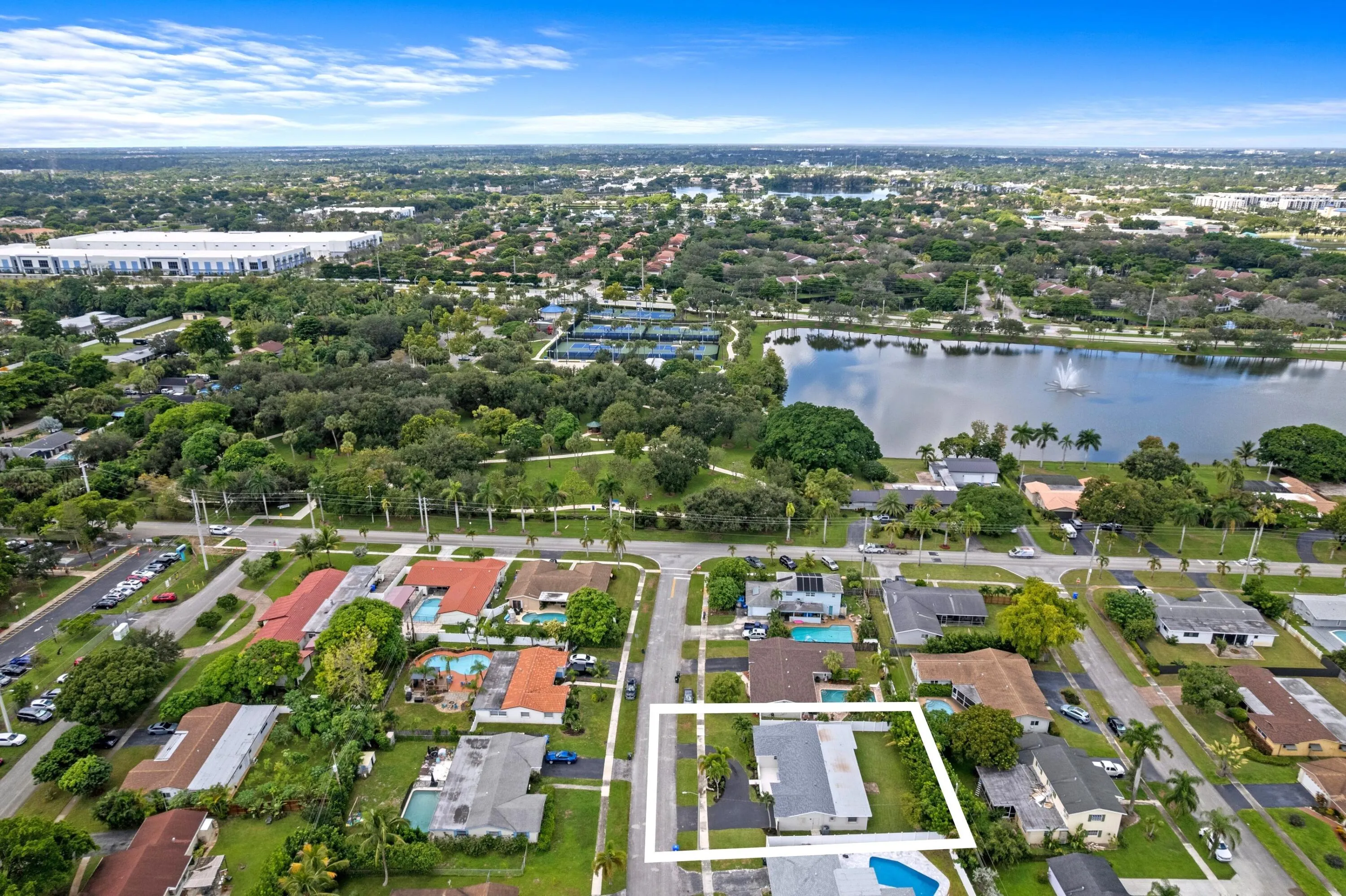 4471 NW 6th Court