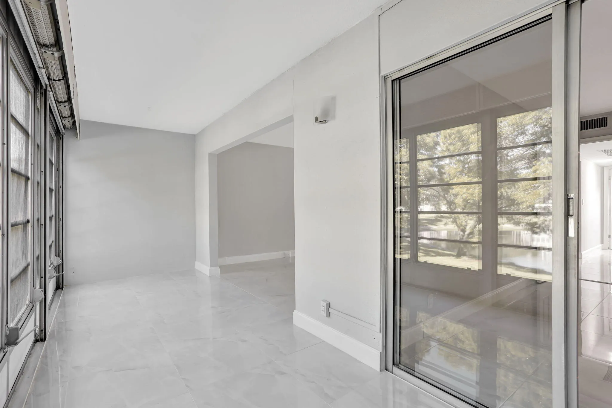 2202 LUCAYA Bend #G2