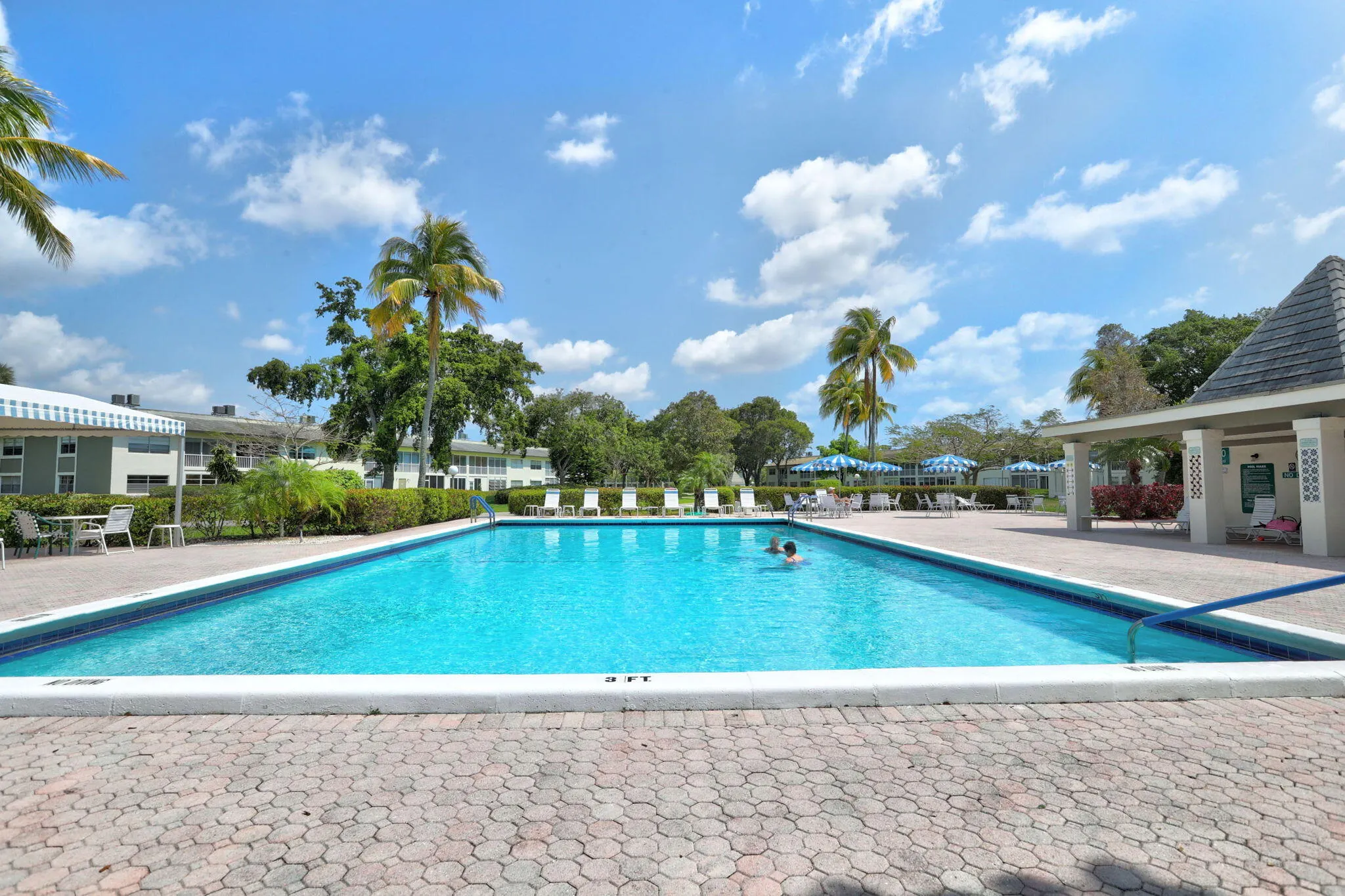 2202 LUCAYA Bend #G2