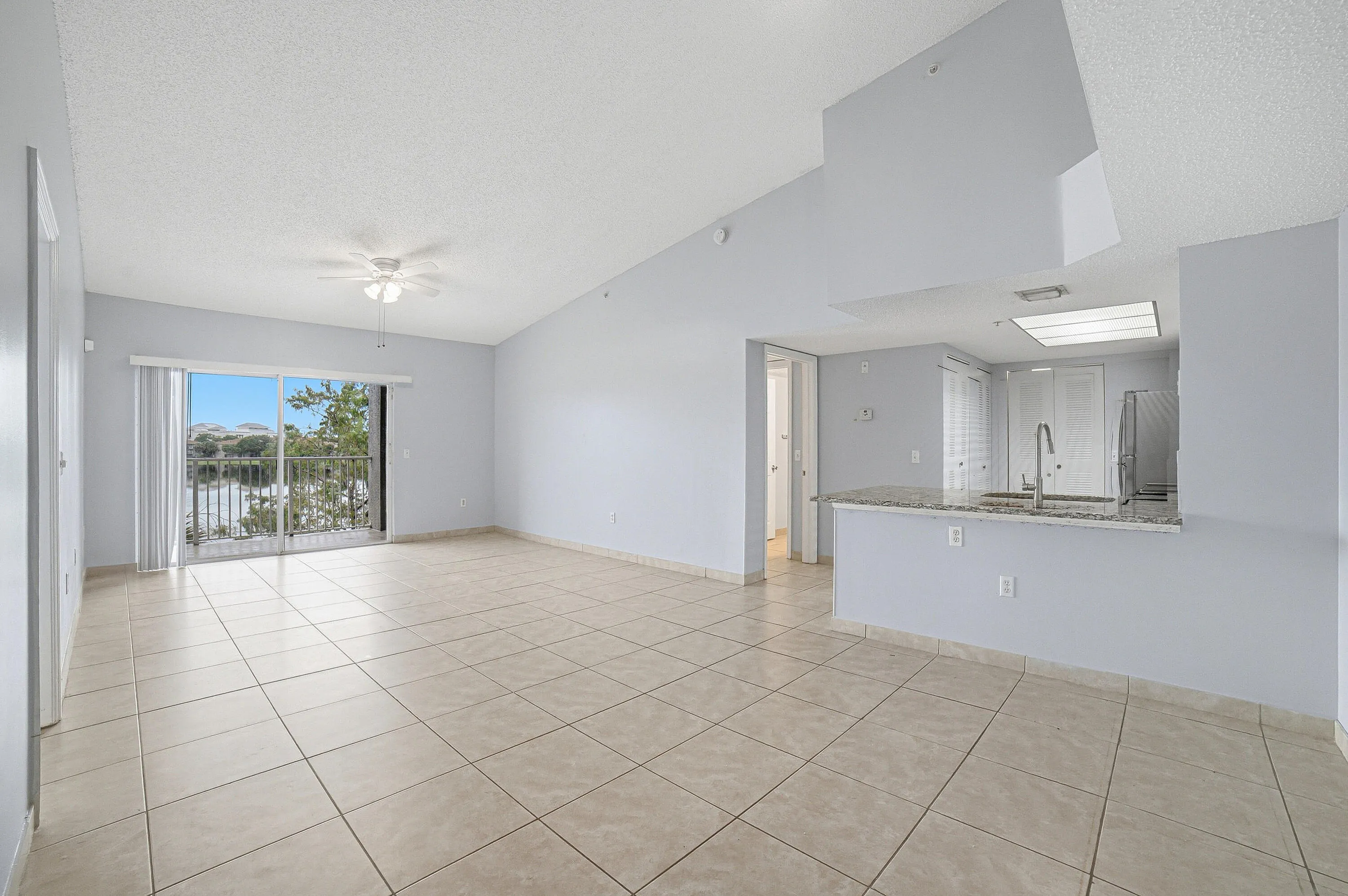 5045 WILES Road #308