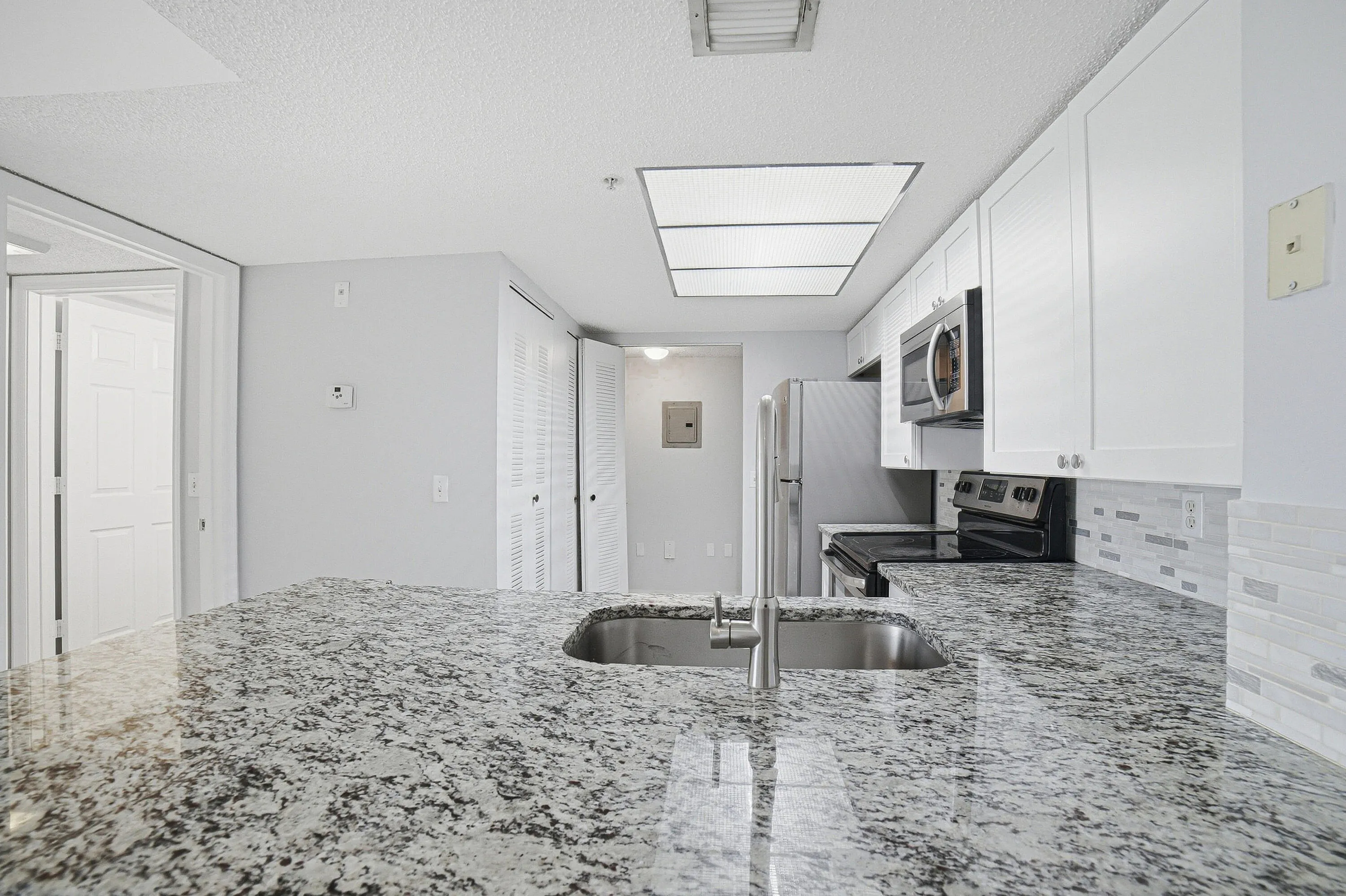 5045 WILES Road #308