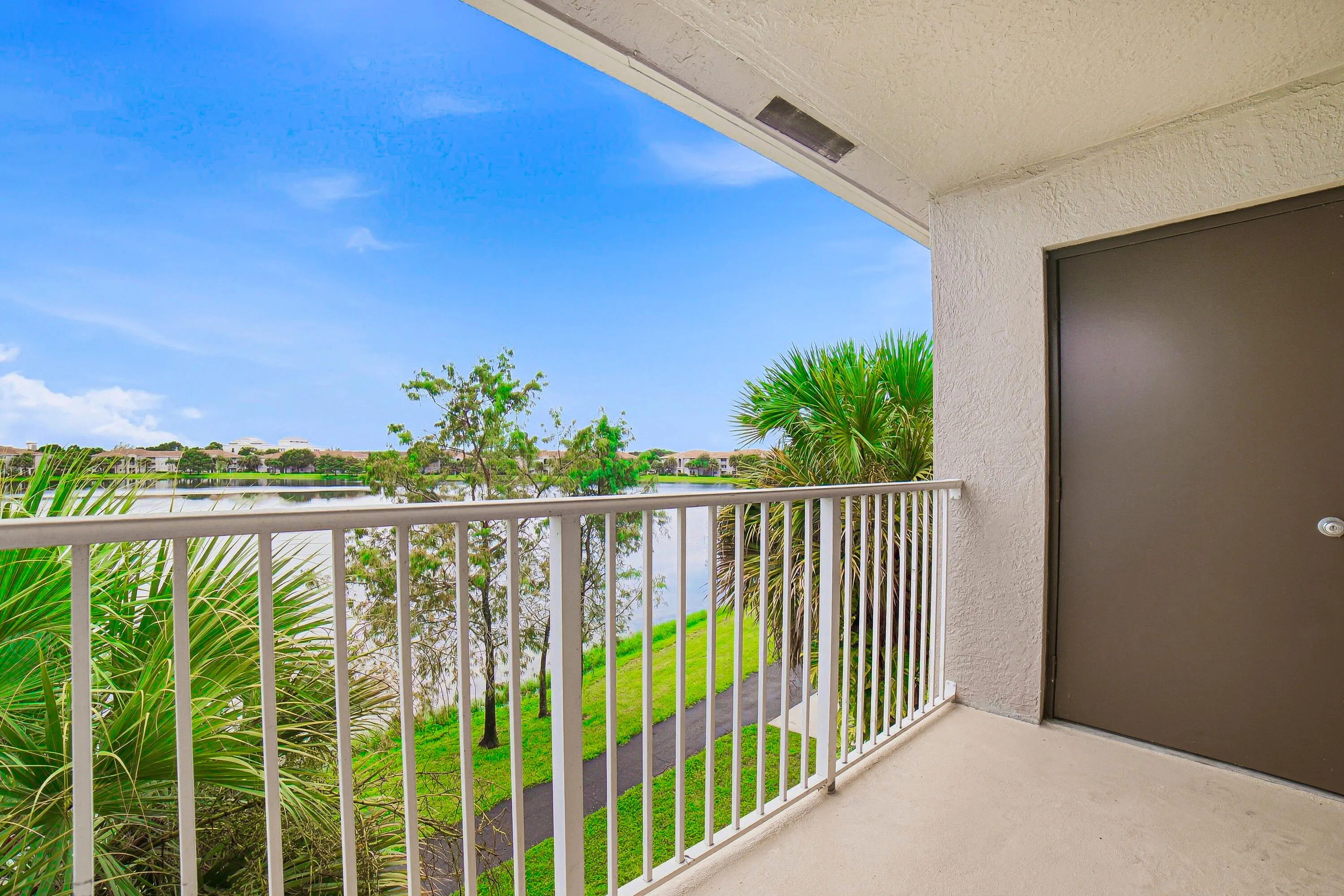5045 WILES Road #308