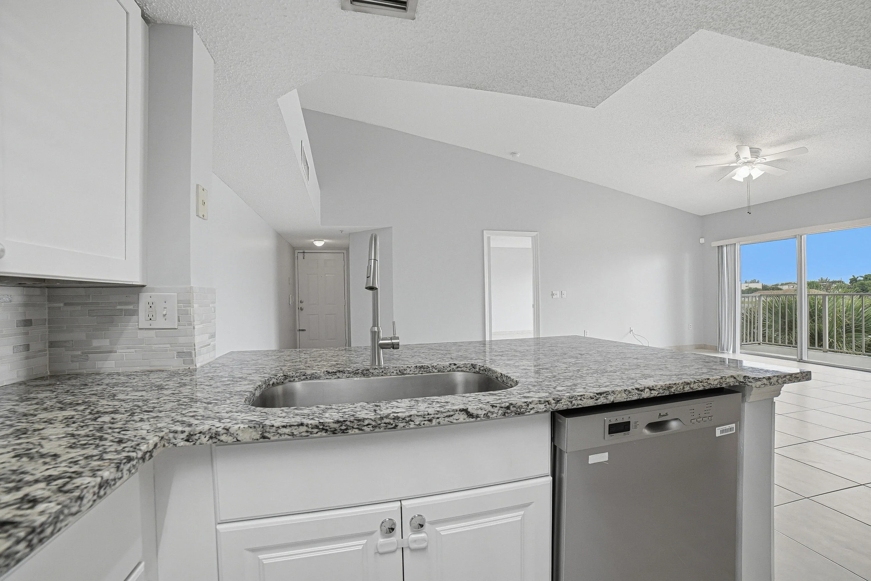 5045 WILES Road #308