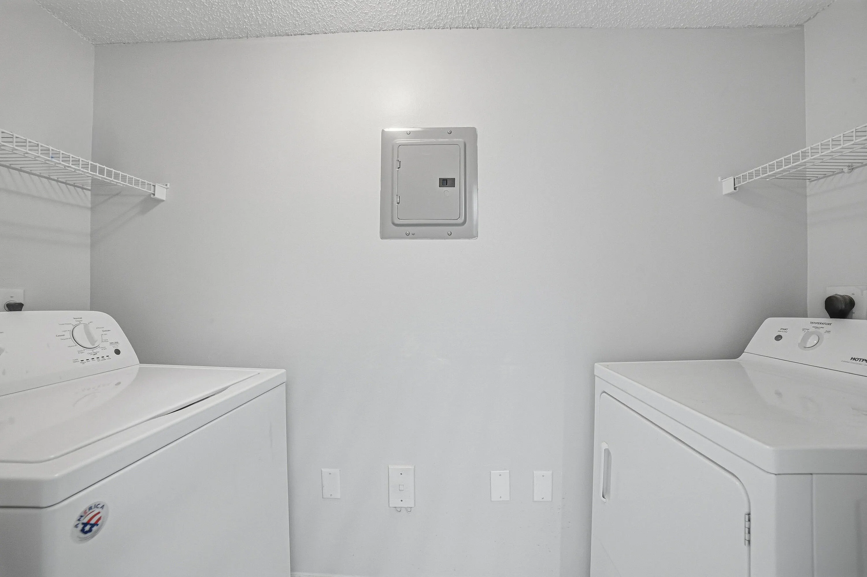 5045 WILES Road #308