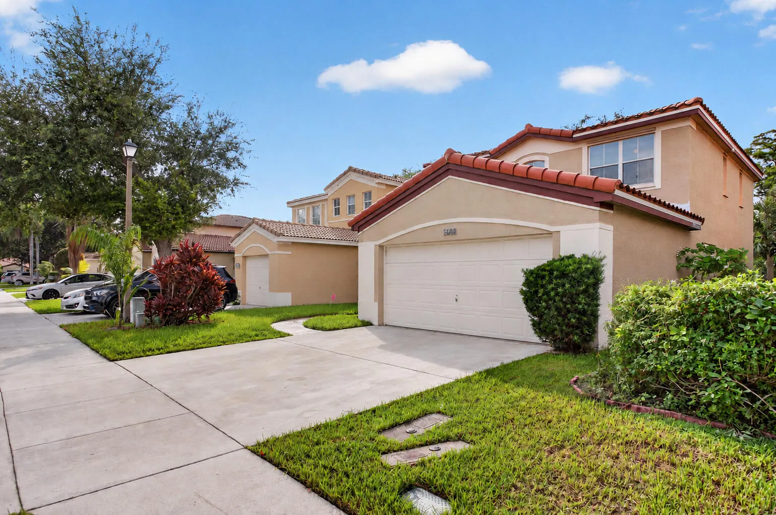 4258 NW 1st Drive