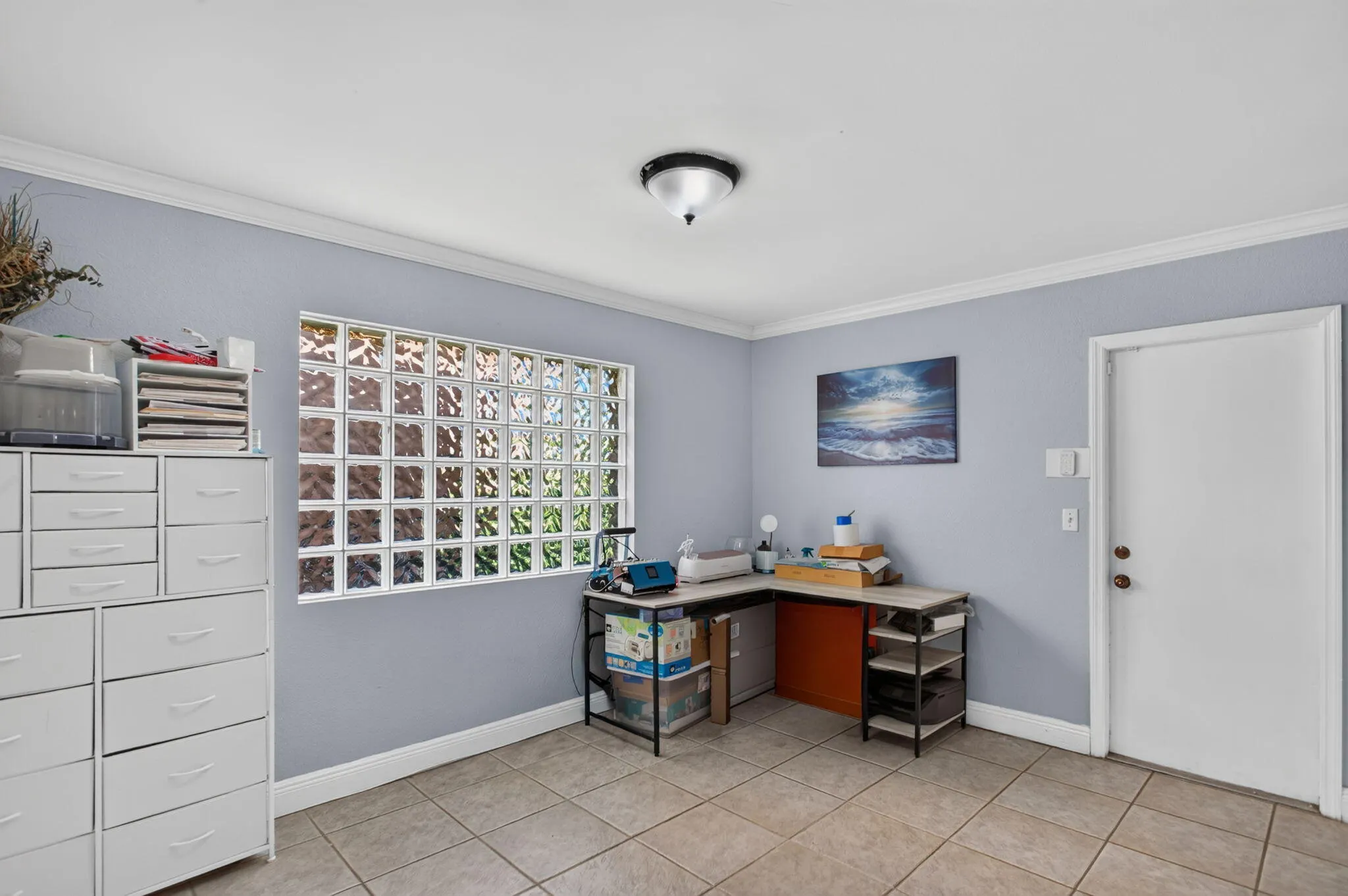 4258 NW 1st Drive