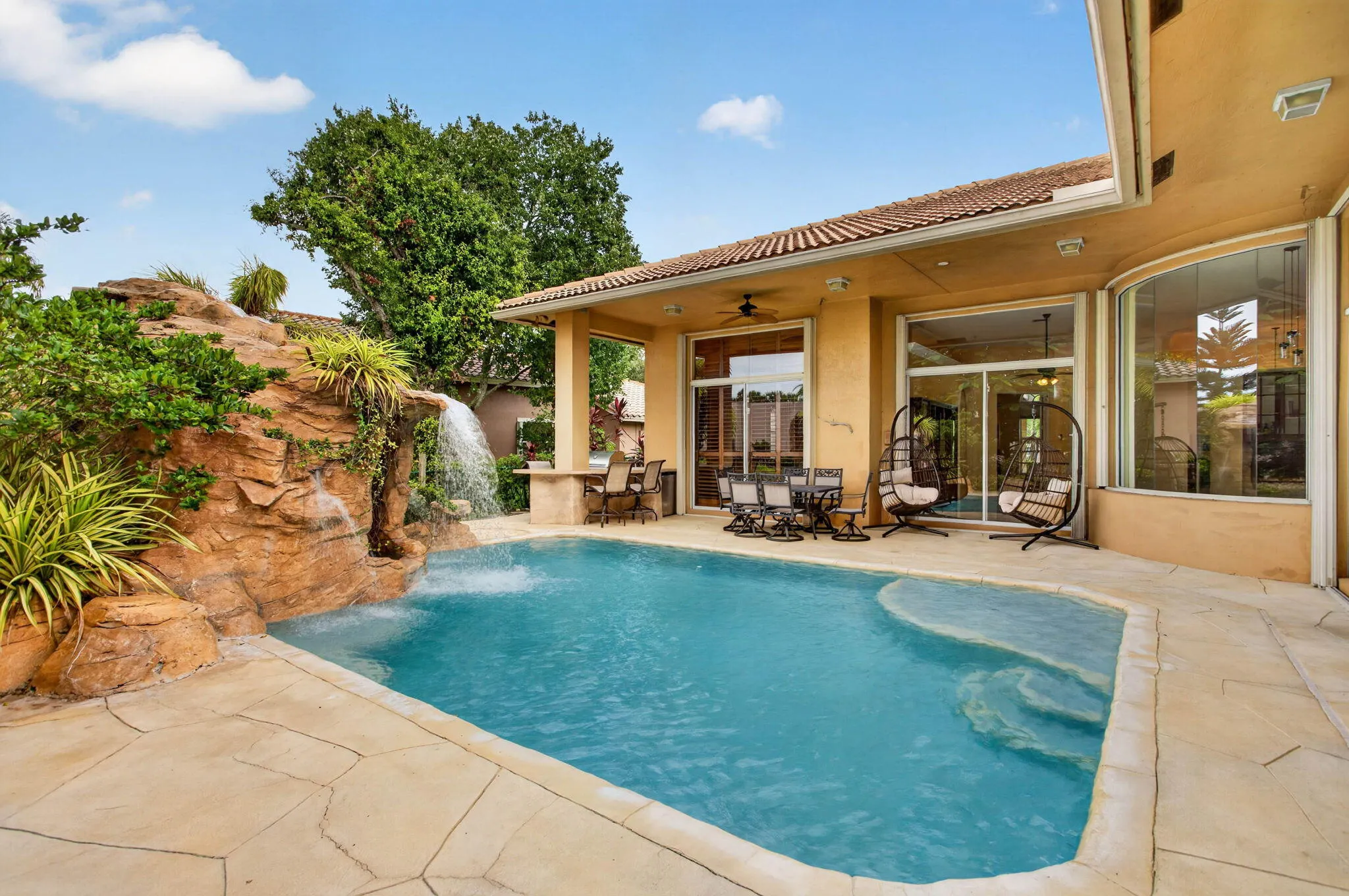 10002 NW 58th Court NW