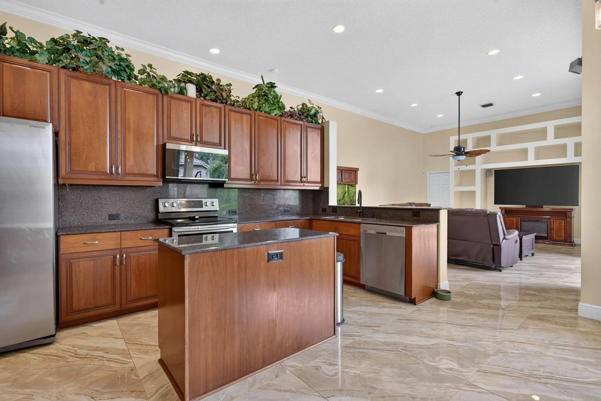 10002 NW 58th Court NW