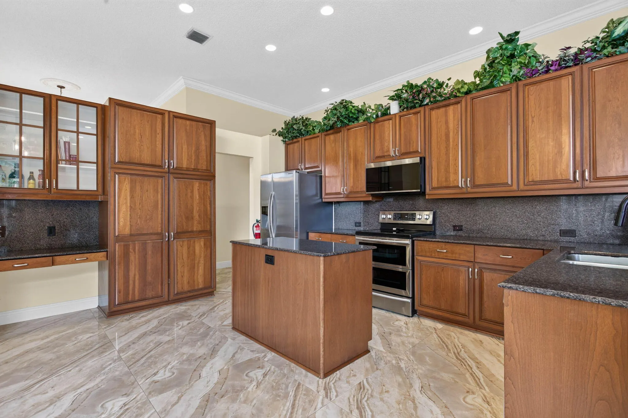 10002 NW 58th Court NW