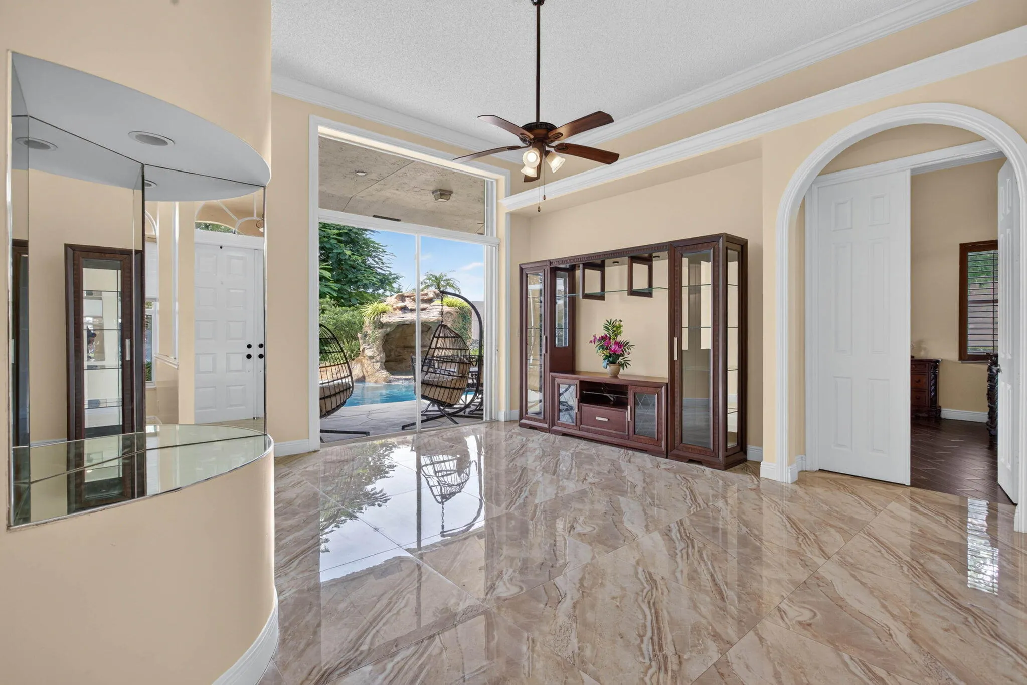 10002 NW 58th Court NW